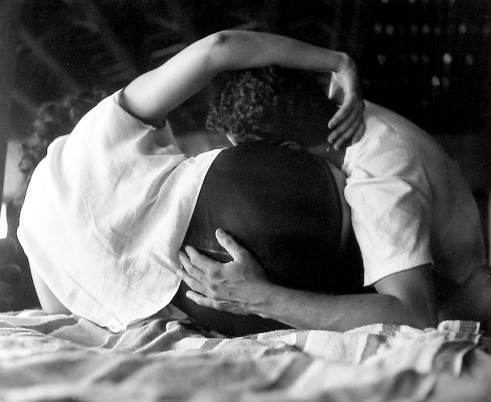 Leon Levinstein: Living in the Edge 2010 Howard Greenberg Gallery