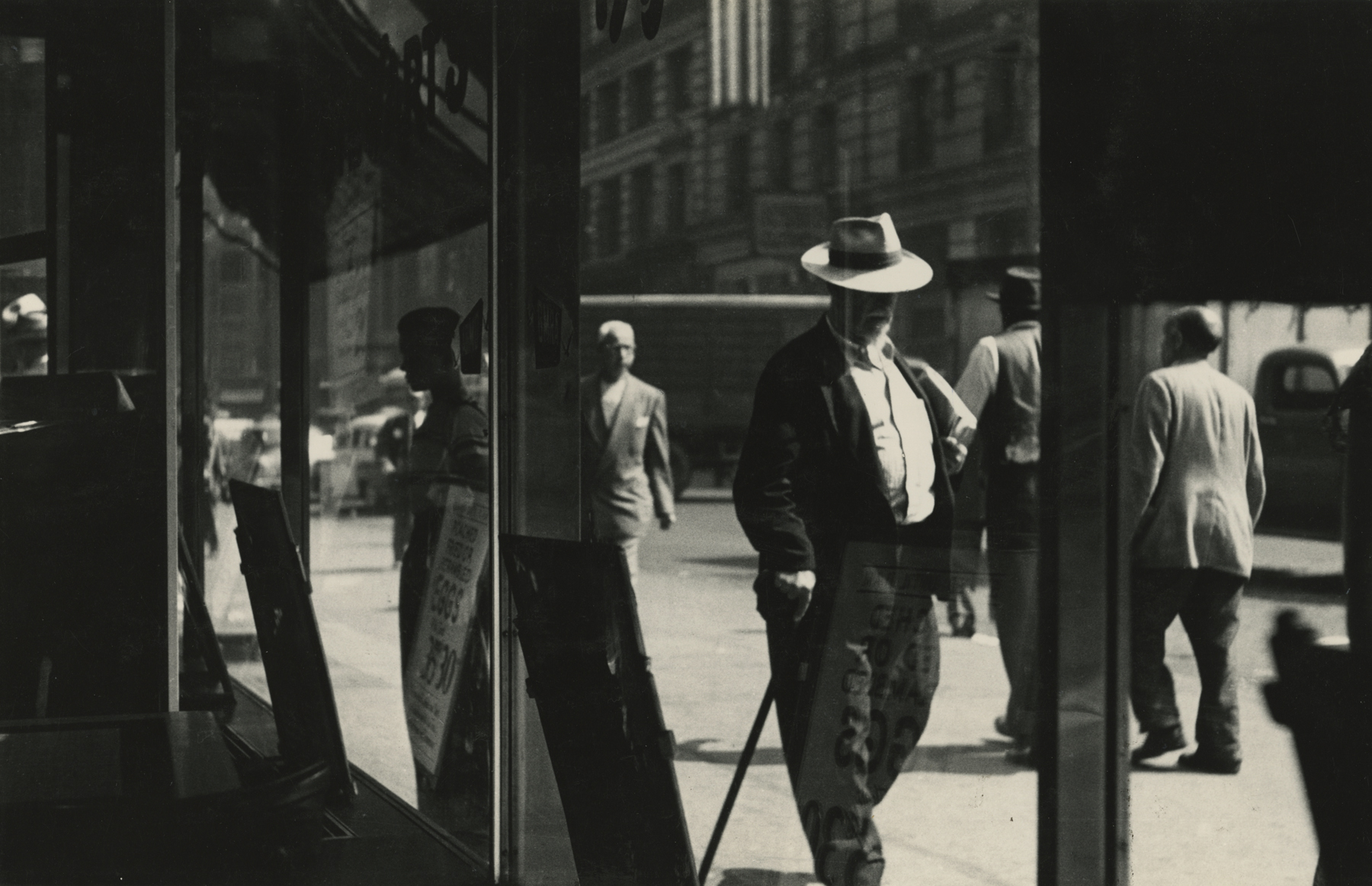 Sy Kattelson - Howard Greenberg Gallery - 2017