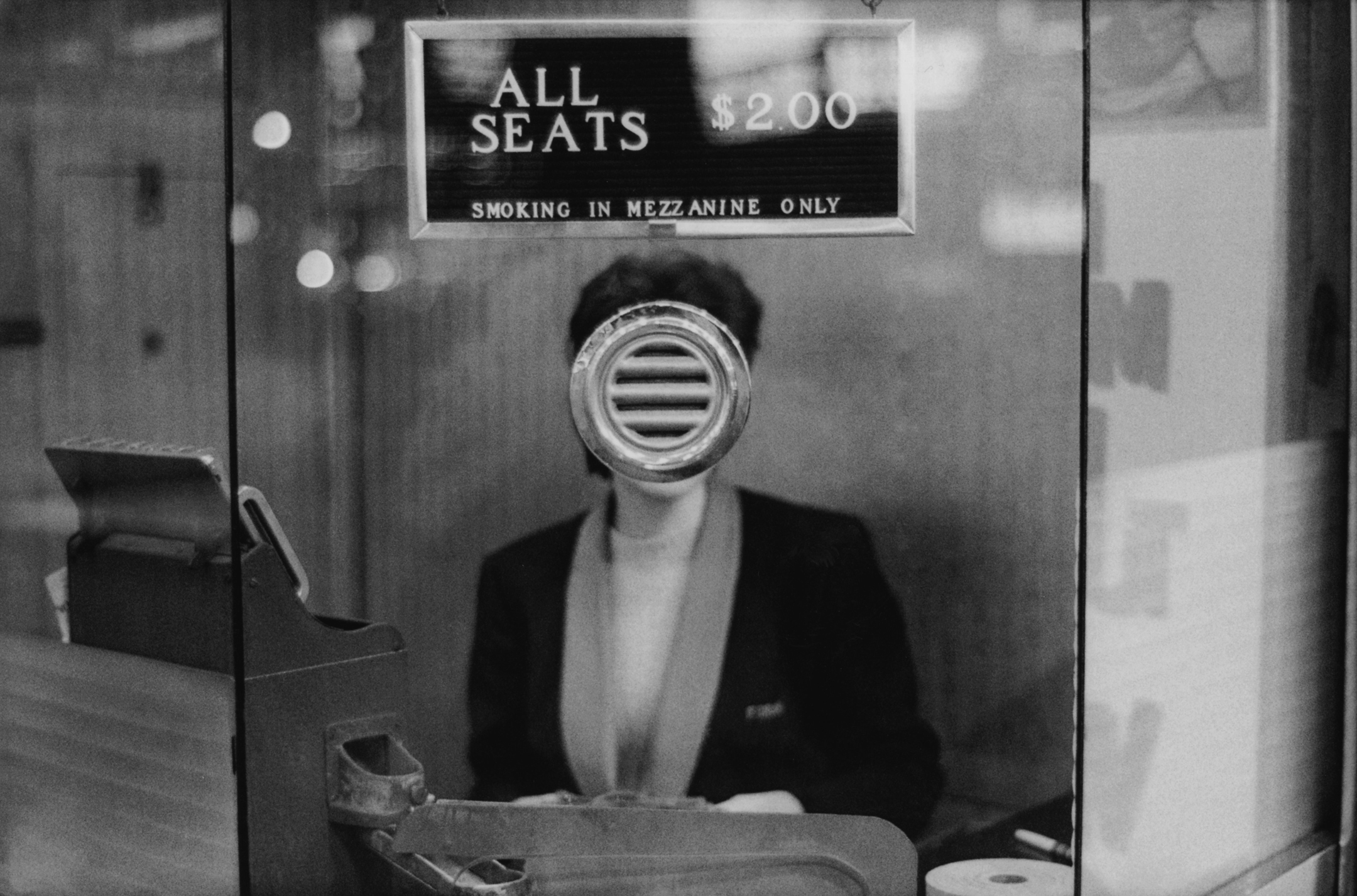 Joel Meyerowitz - 50 Years of Photographs Part I: 1962 - 1977 2012 Howard Greenberg Gallery