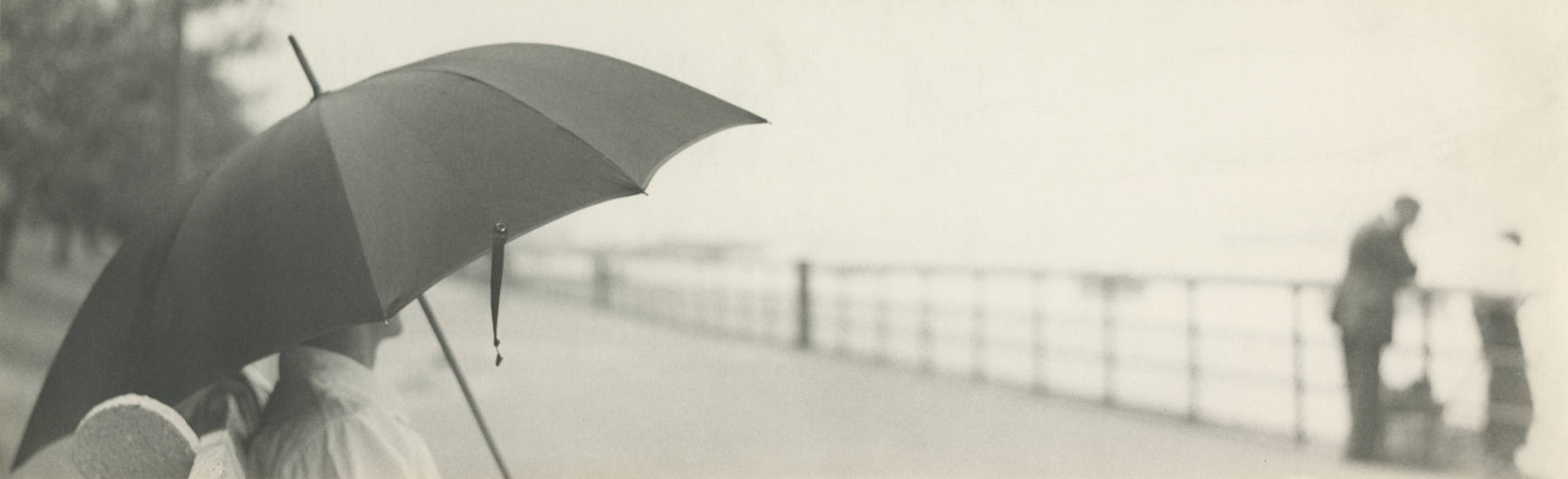 Saul Leiter - Howard Greenberg Gallery - Early Black and White - 2014