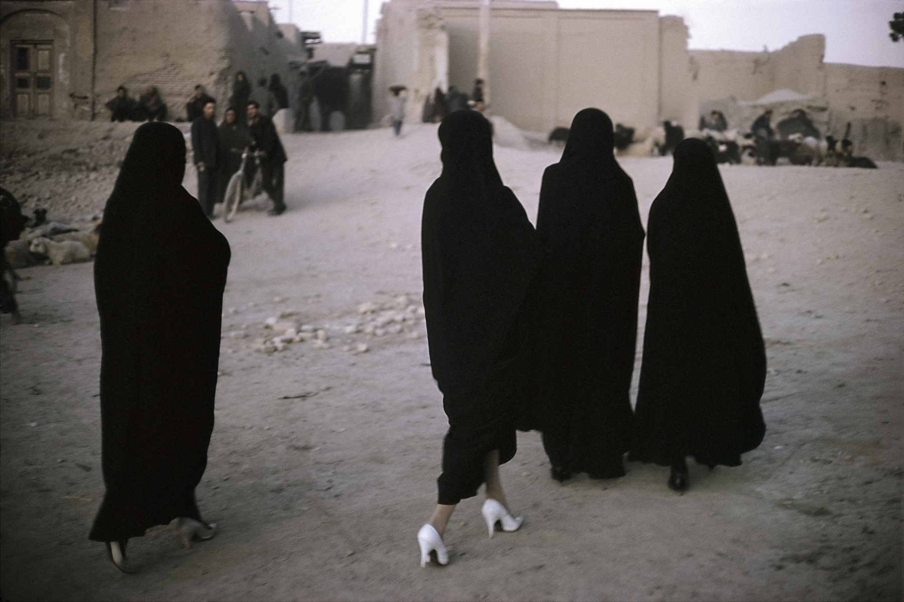 Bruce Davidson - In Color - Howard Greenberg Gallery - 2015