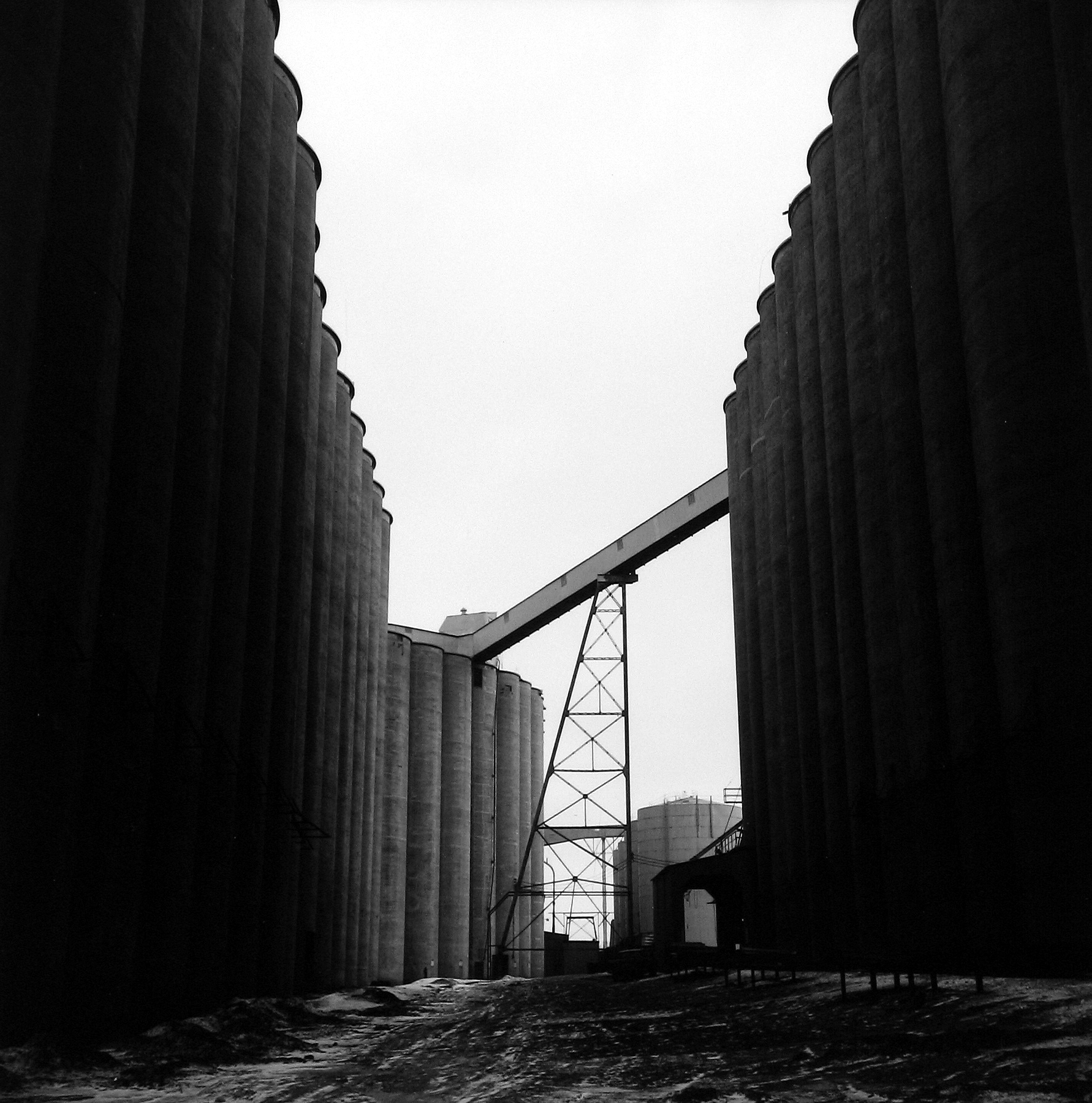 Frank Gohlke: One Thing and Another 2012 Howard Greenberg Gallery