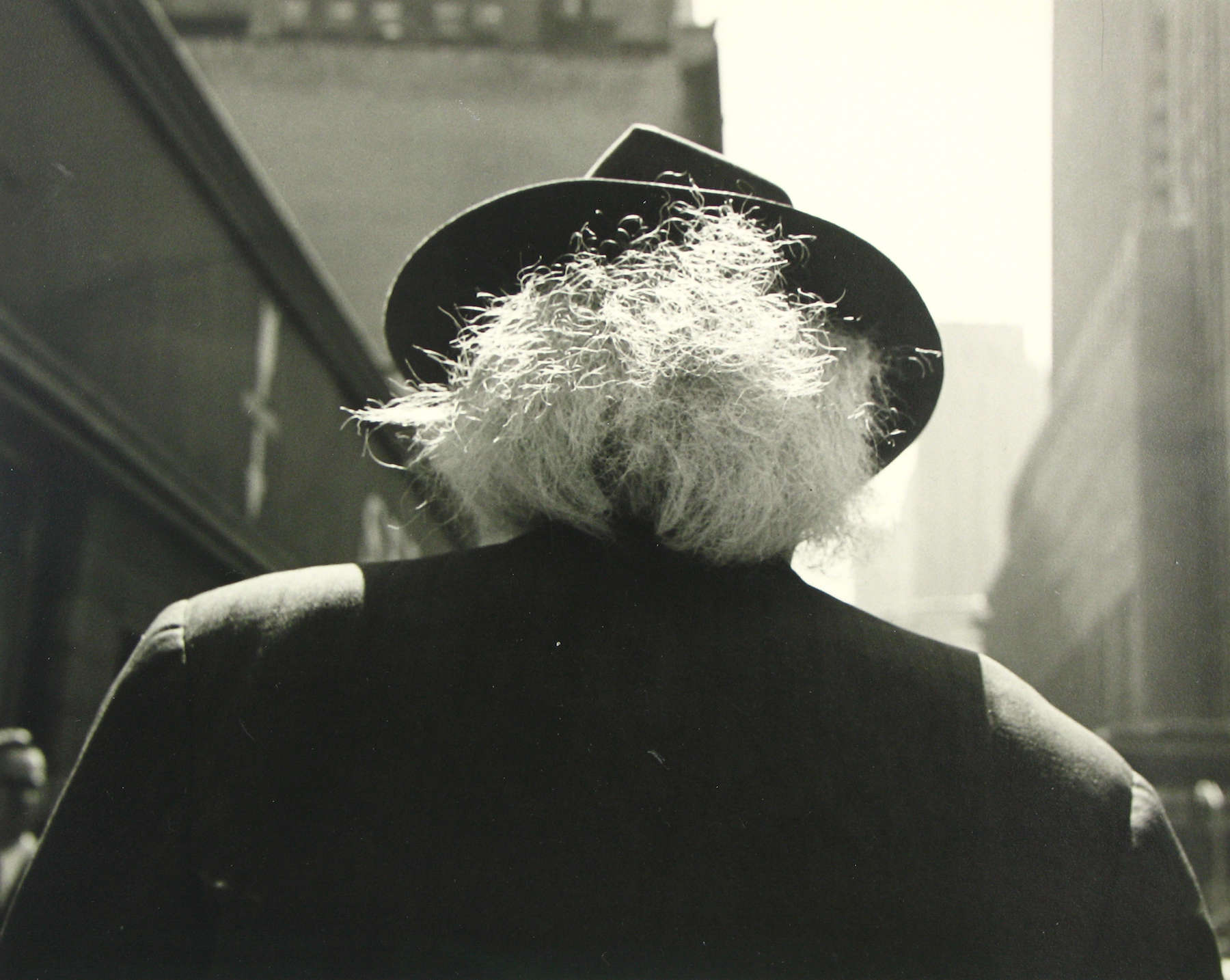 Vivian Maier: Lifetime Prints from the Maloof Collection 2011 Howard Greenberg Gallery