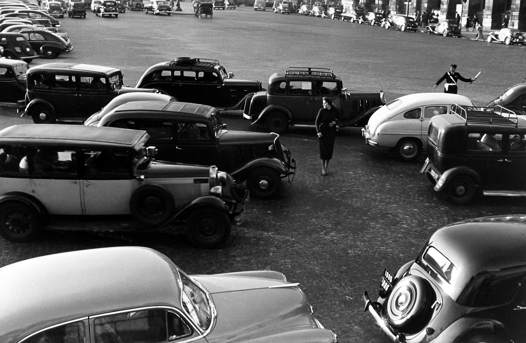 Ruth Orkin: Jinx Allen in Florence 2005 Howard Greenberg Gallery