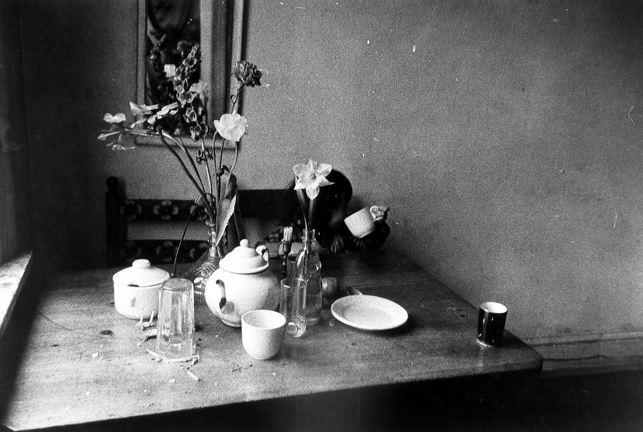 Family: Photographs from Home 2005 Howard Greenberg Gallery