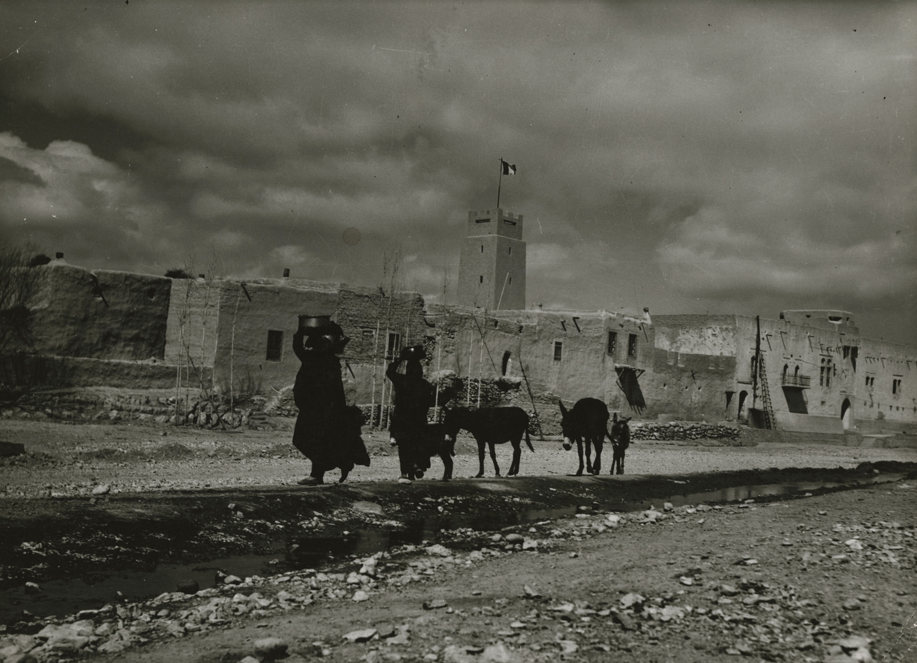 Margaret Bourke-White: Syria in 1940 2014 howard greenberg gallery