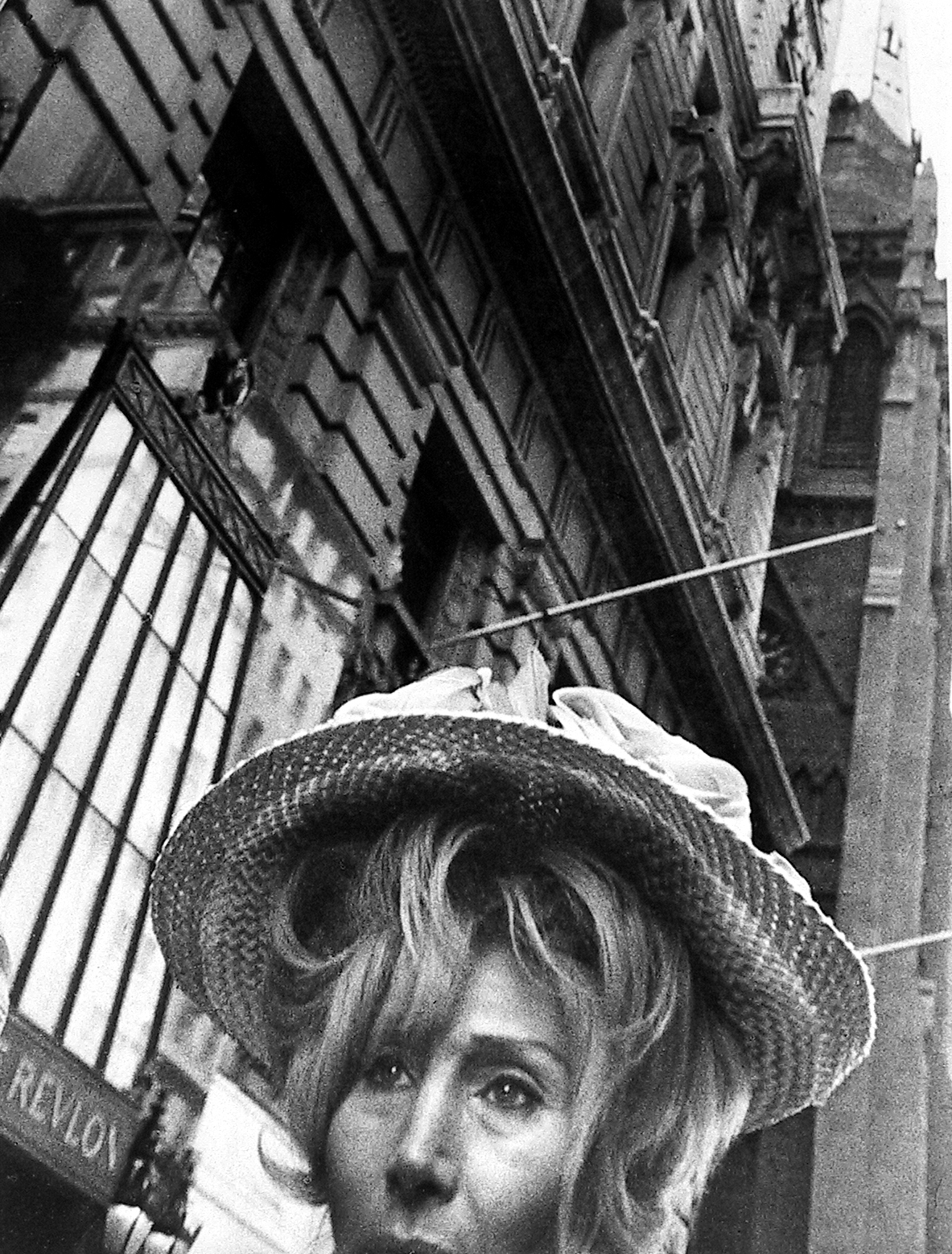 Leon Levinstein: Obsession 2005 howard greenberg gallery