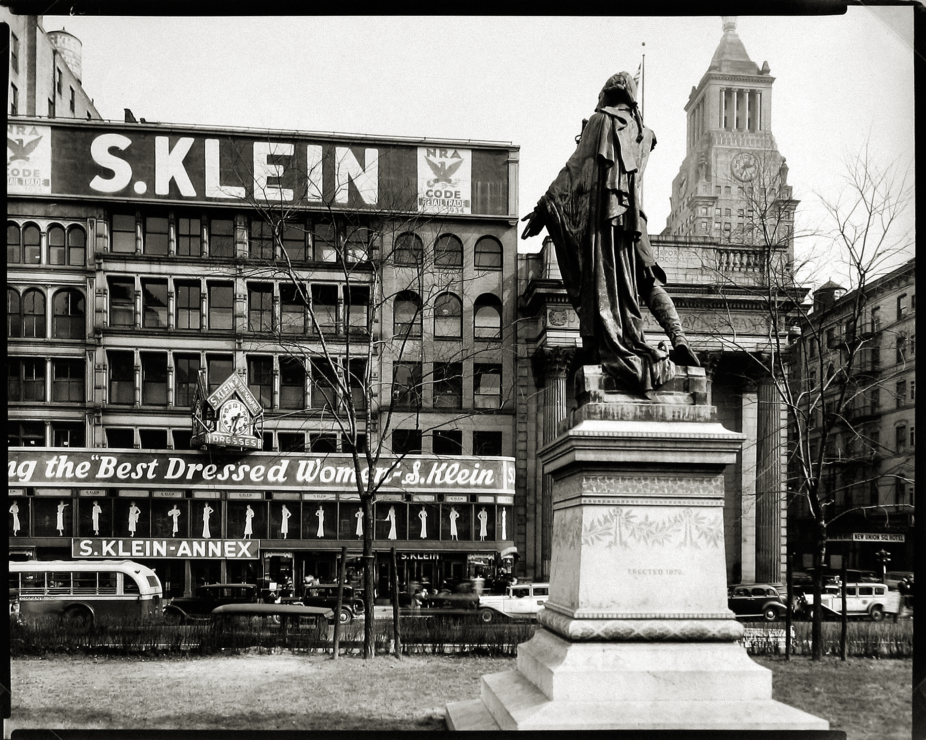 Walker Evans and His Early Circle 2004 Howard Greenberg Gallery