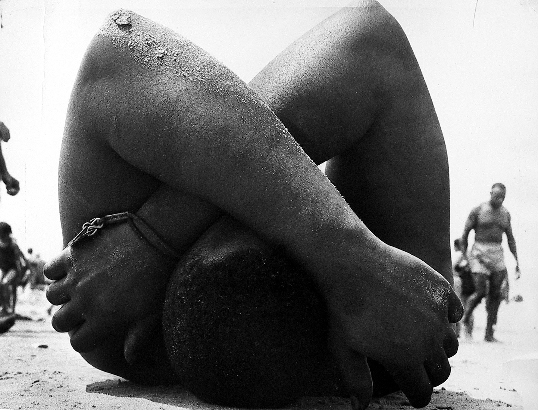 Leon Levinstein: Living in the Edge 2010 Howard Greenberg Gallery