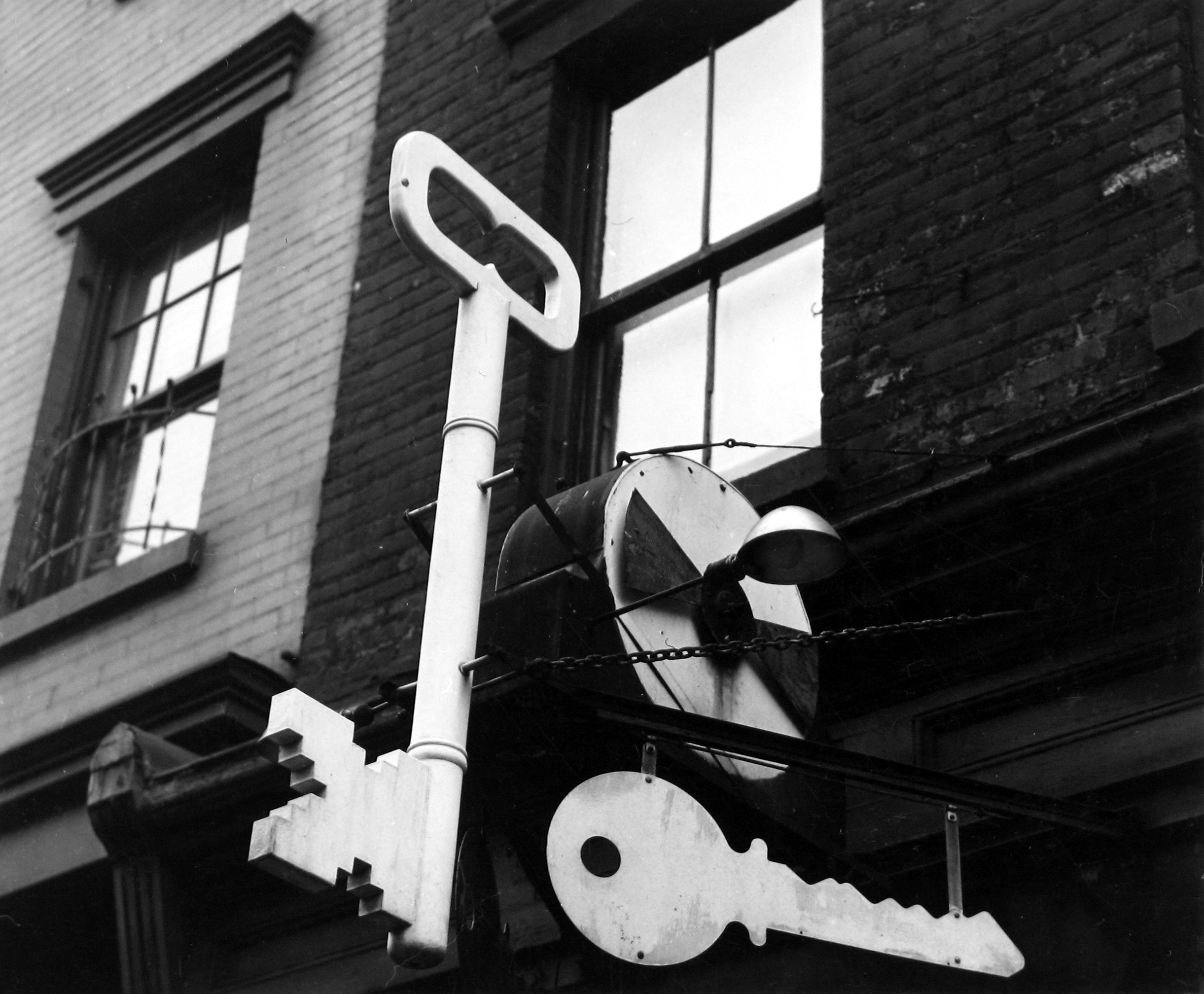 Arnold Newman: The Early Work 1938-1942 2007 Howard Greenberg Gallery