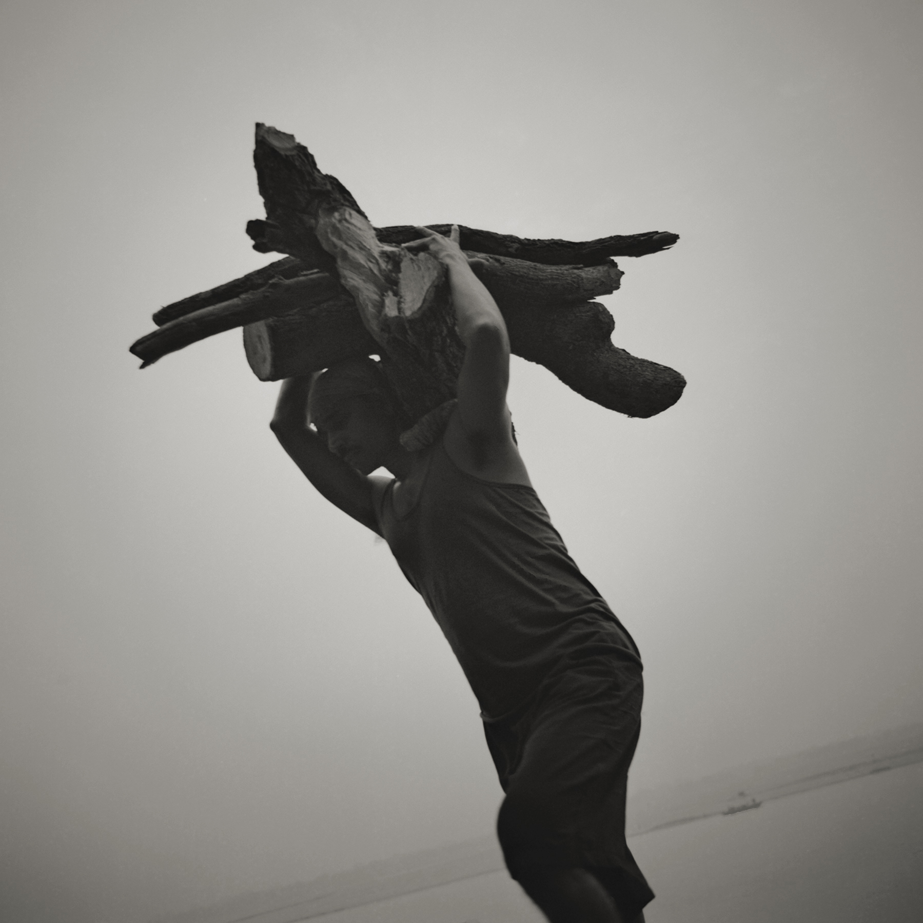 Kenro Izu: Eternal Light, Howard Greenberg Gallery, 2017