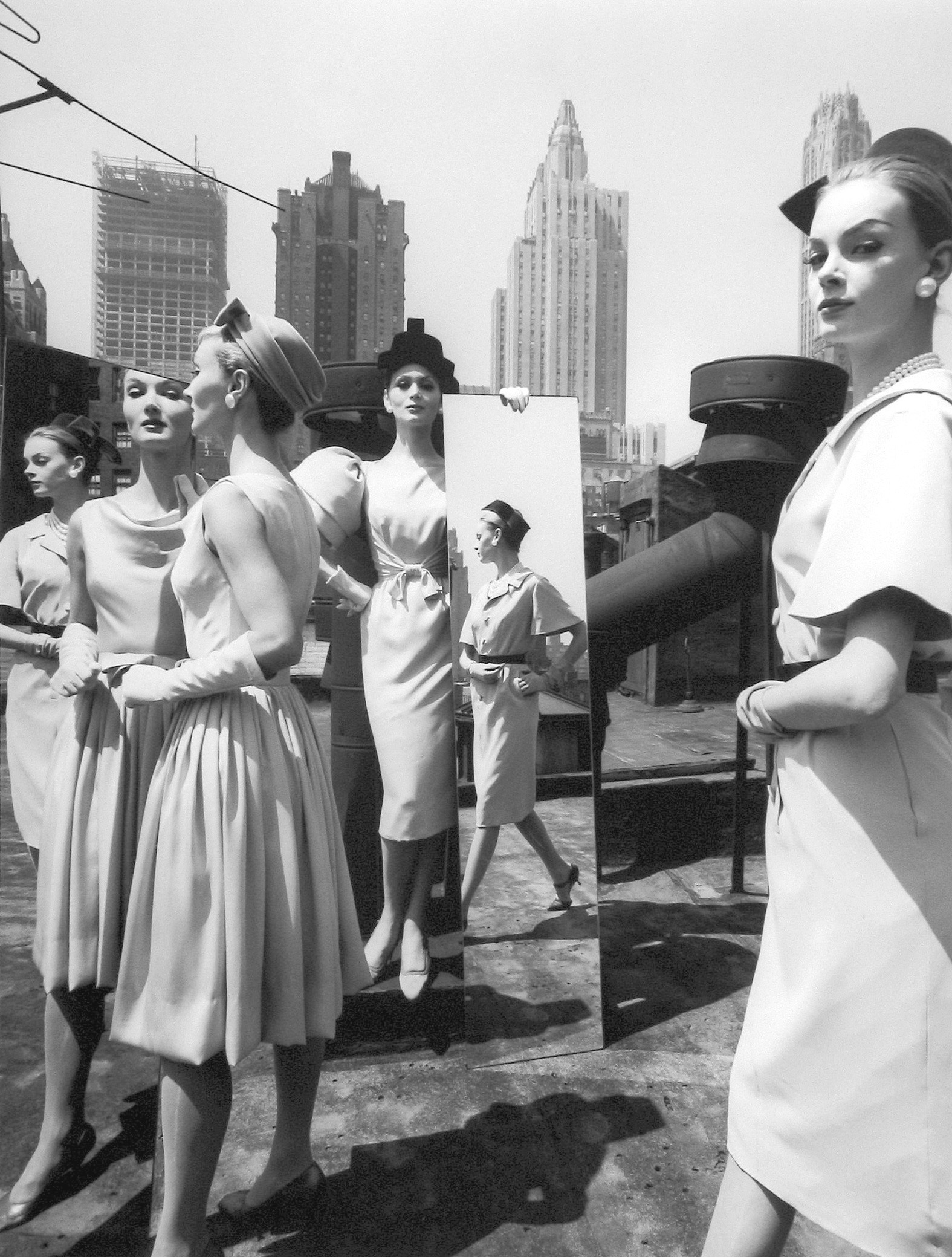 William Klein: Fashion + Street 2013 Howard Greenberg Gallery