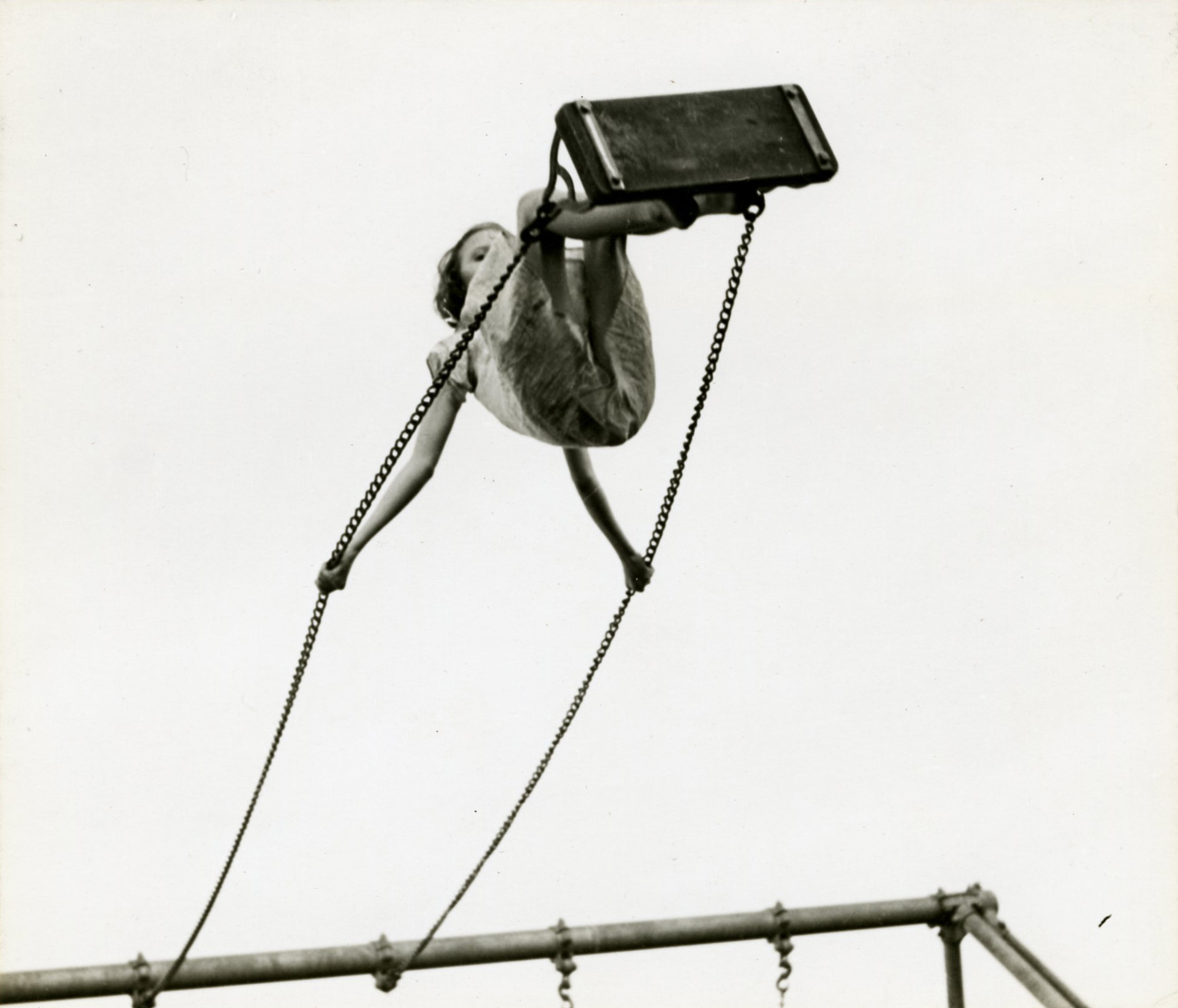 Right of Passage: Youth Culture from Mid-Century 2006 howard greenberg gallery