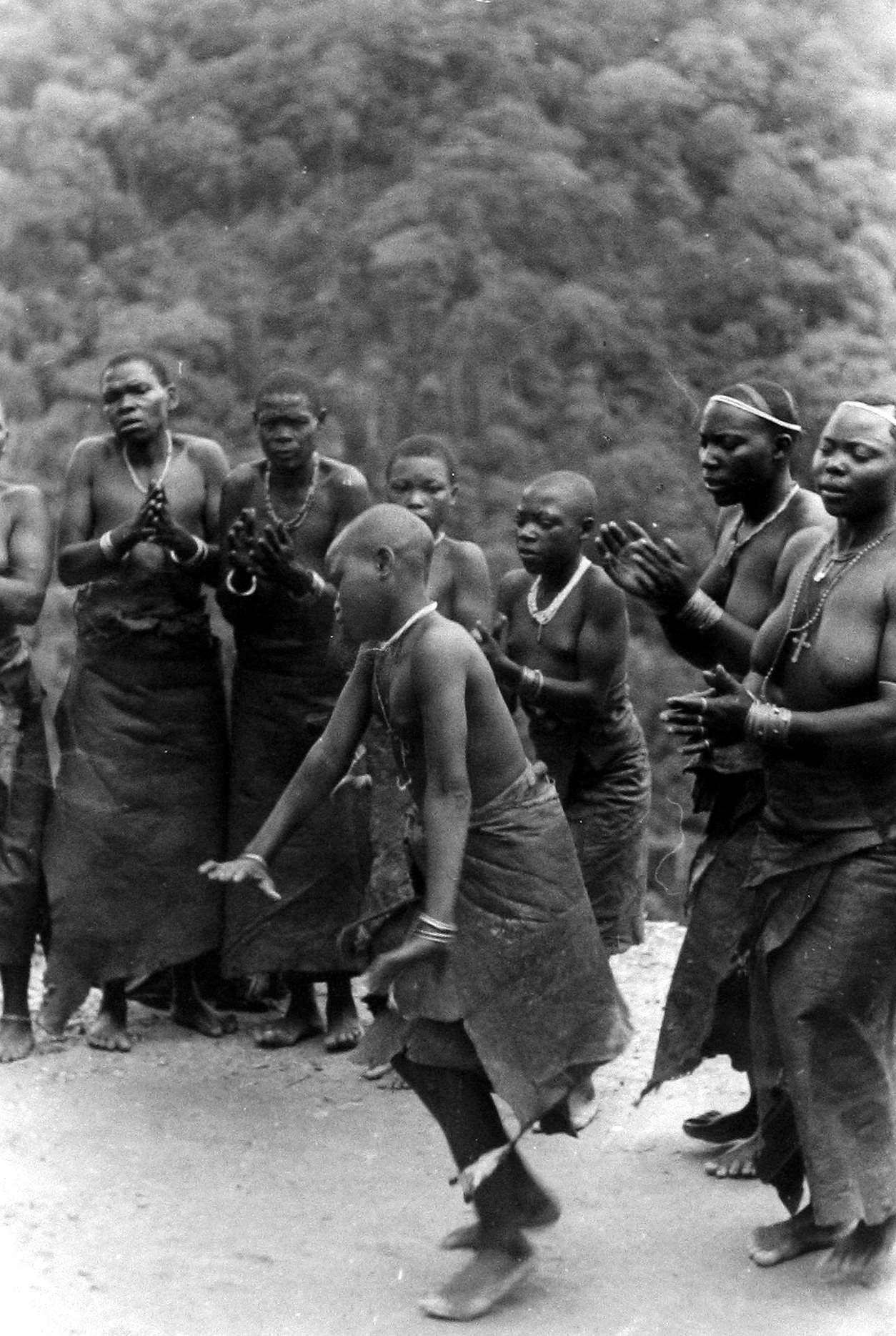 Circa 1947: The Founding of Magnum 2004 Howard Greenberg Gallery George Rodger