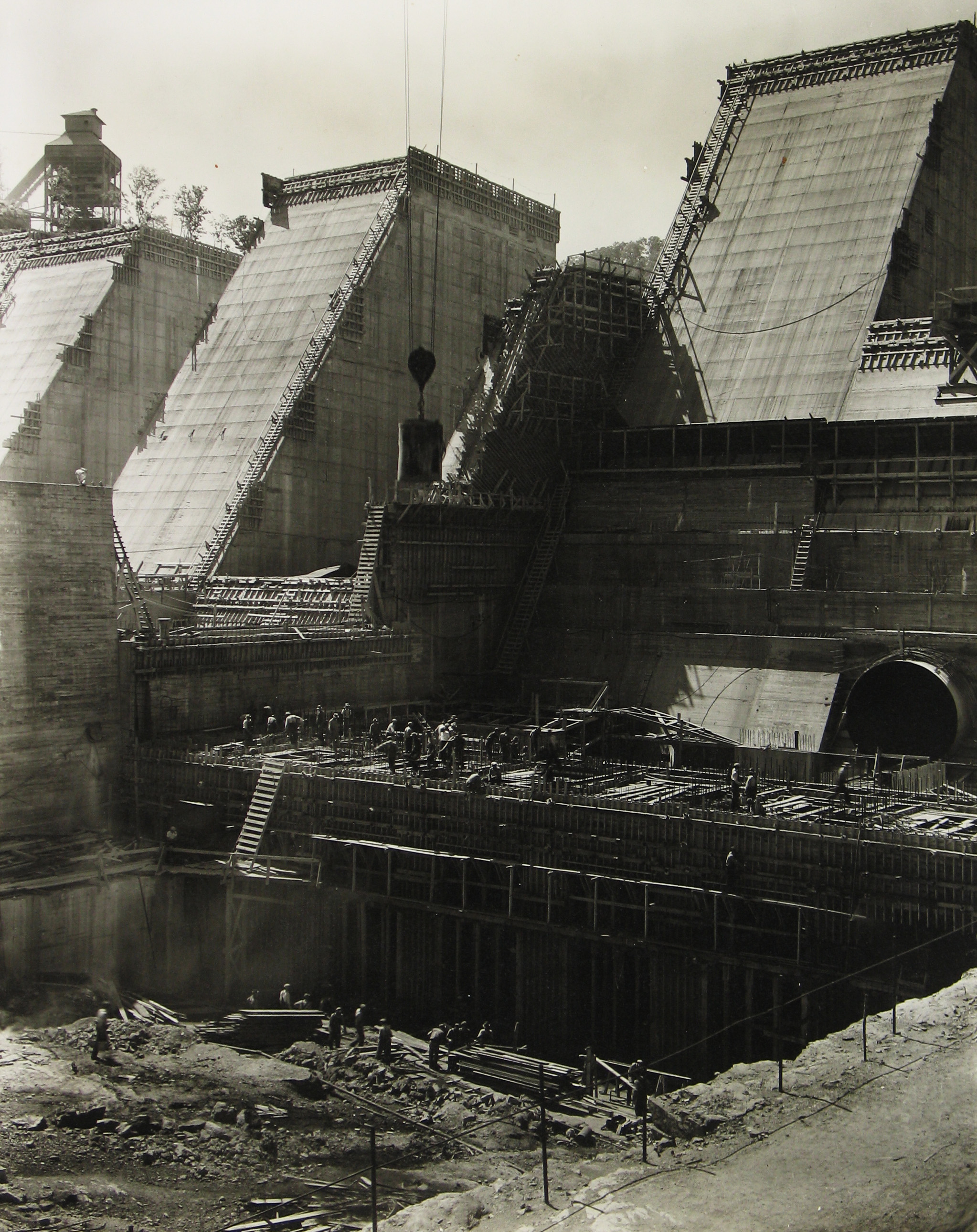 Berenice Abbott: All About Abbott 2006 howard greenberg gallery