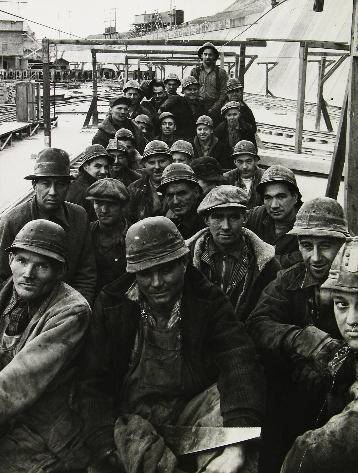 Margaret Bourke-White 1936-39 2011 Howard Greenberg Gallery