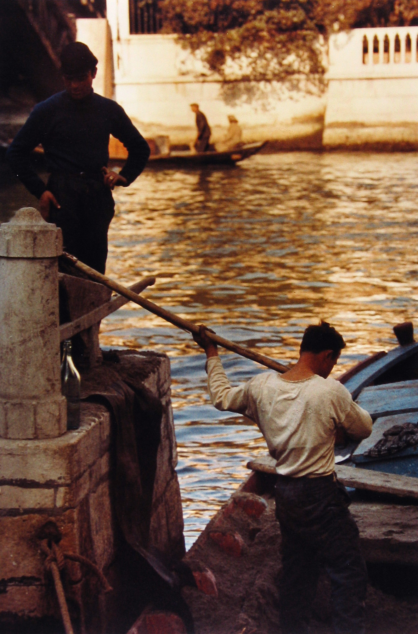 Saul Leiter: Early Color 2005 2006 howard greenberg gallery