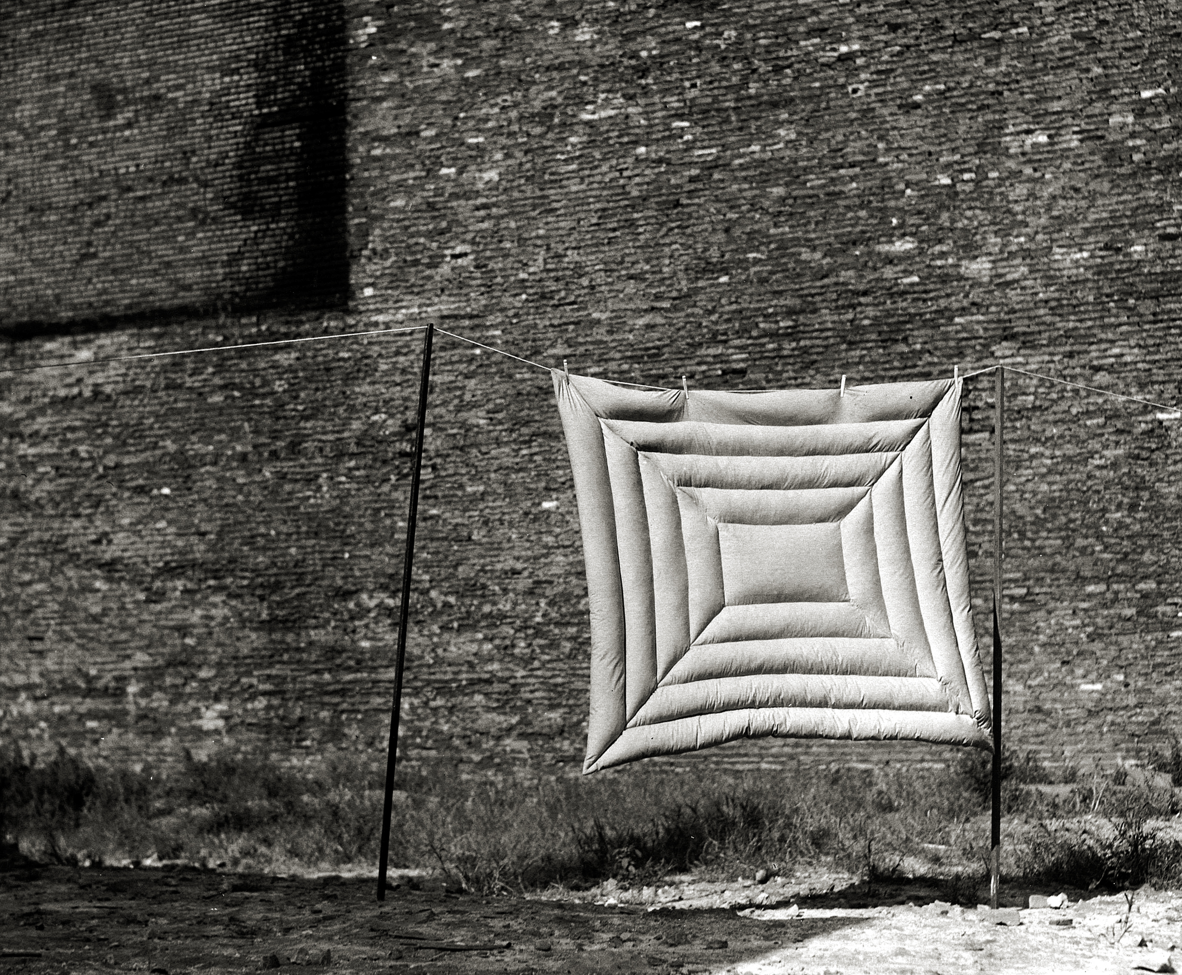 Laundry Lines - Howard Greenberg Gallery - 2015