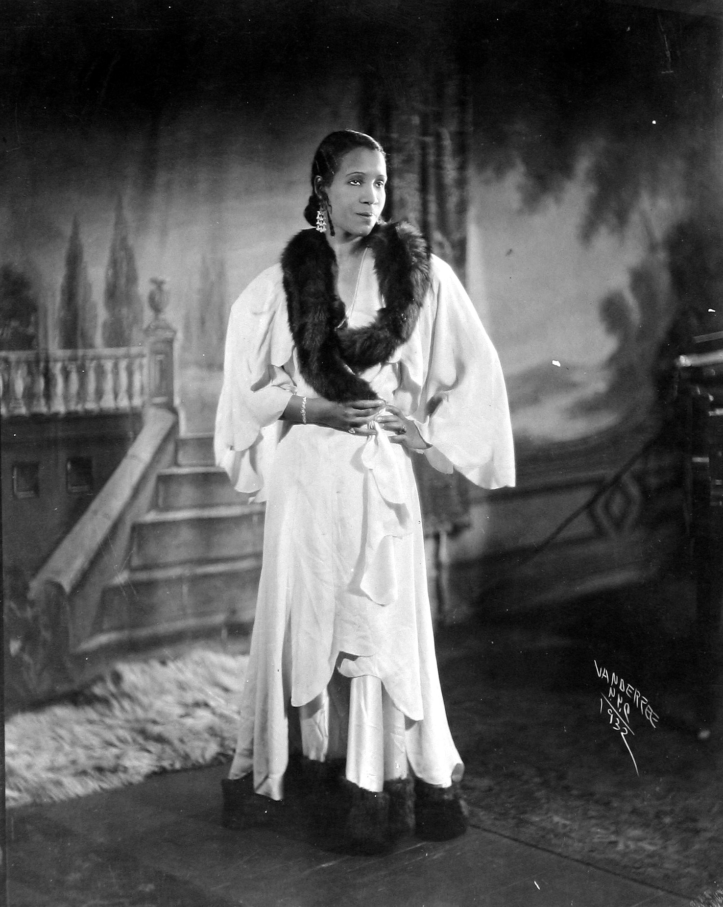 Selections from the Collection - Howard Greenberg Gallery - 2016