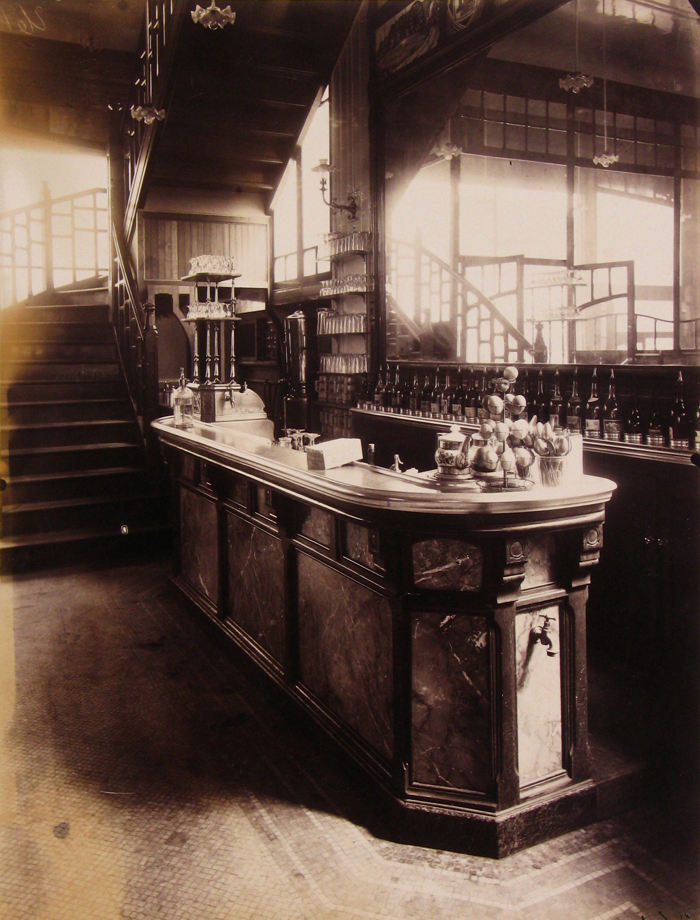 Eugène Atget 2014 Howard Greenberg Gallery