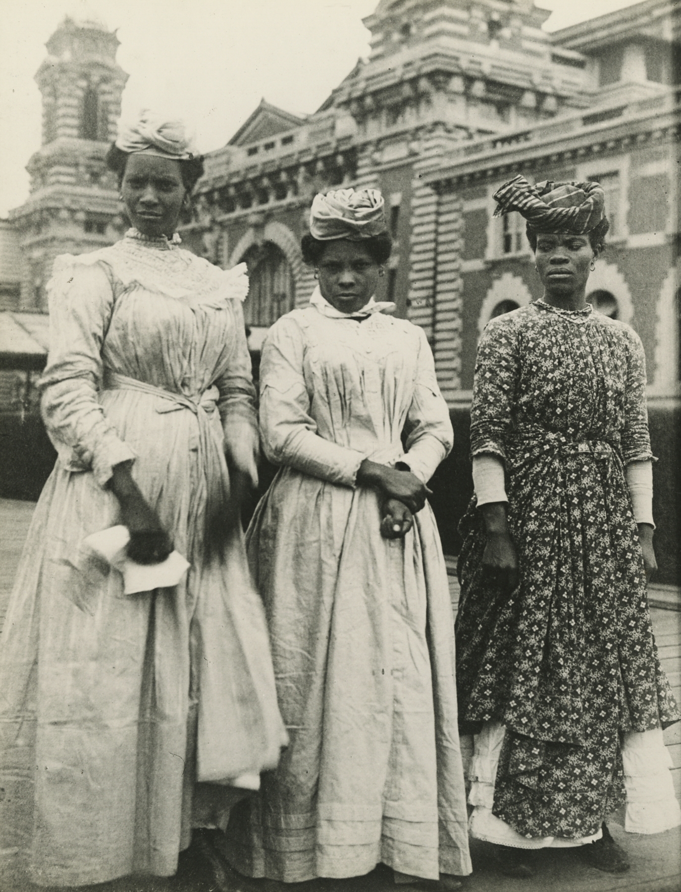 The Immigrants, Howard Greenberg Gallery, 2017