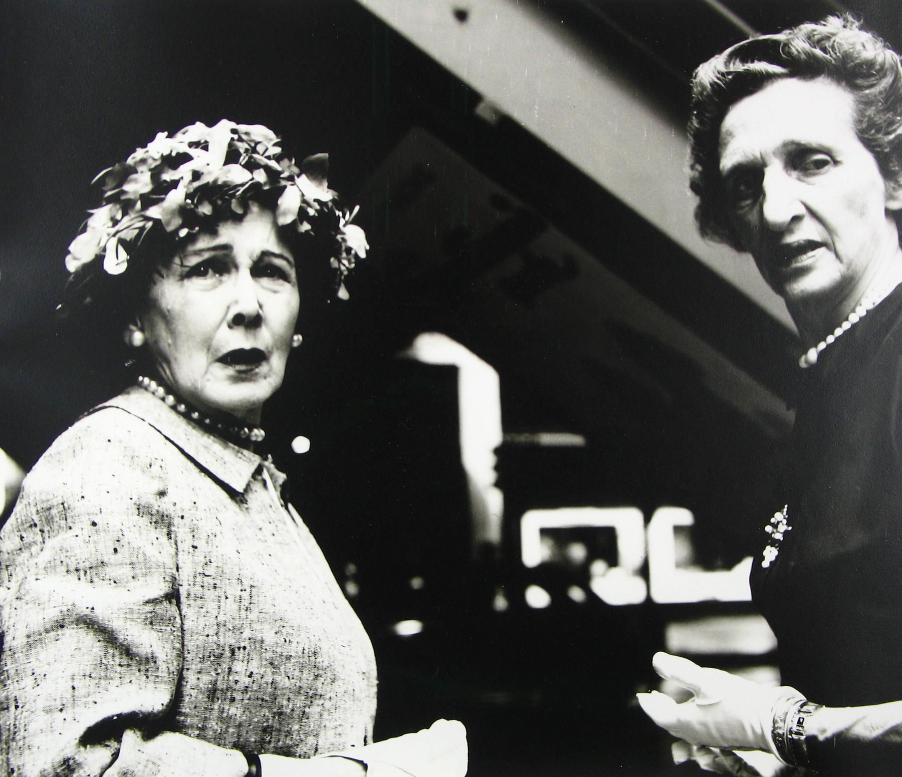 Vivian Maier: Lifetime Prints from the Maloof Collection 2011 Howard Greenberg Gallery