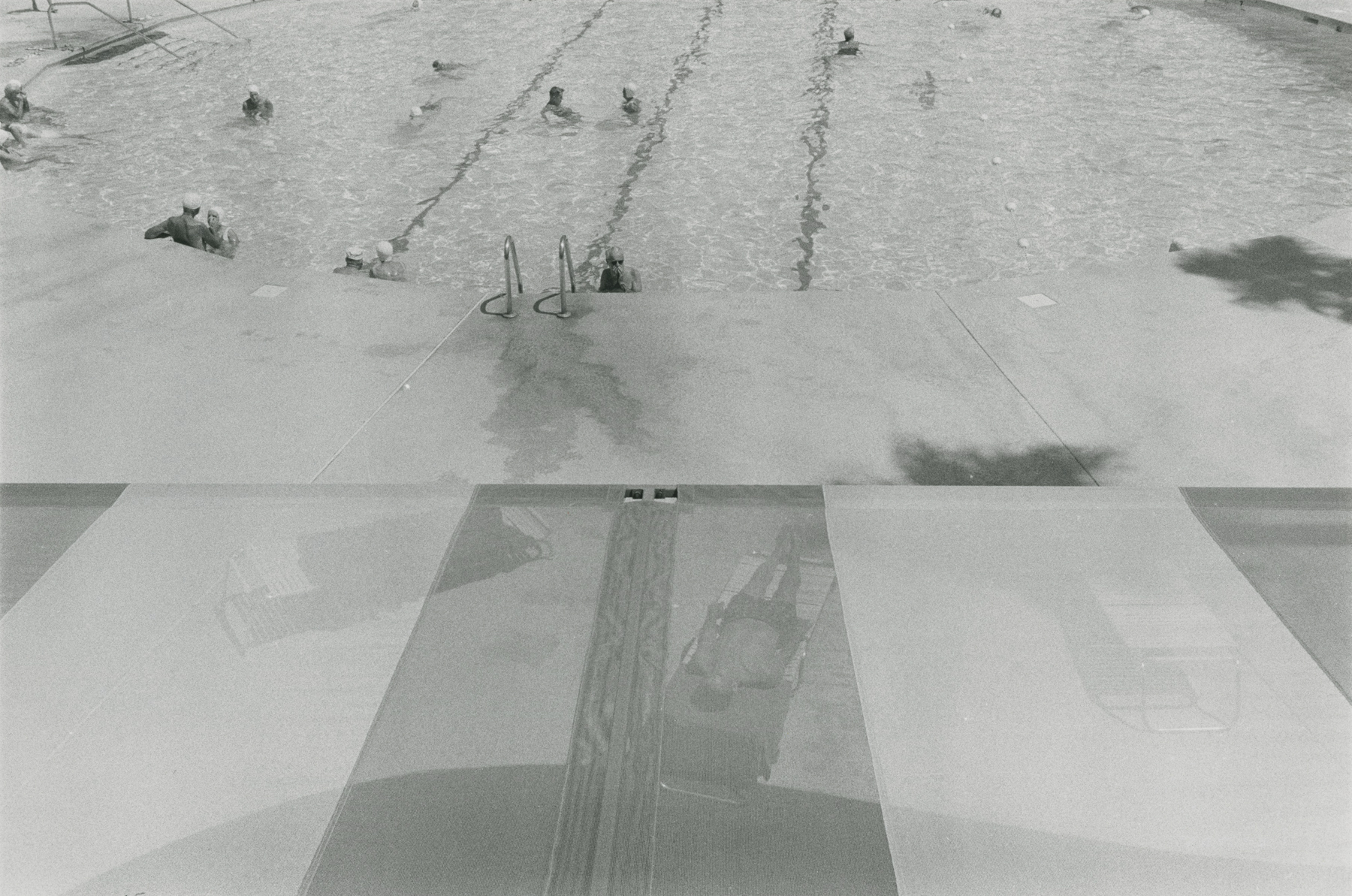 Joel Meyerowitz - The Guggenheim Fellowship 1970 - 1971 2012 Howard Greenberg Gallery