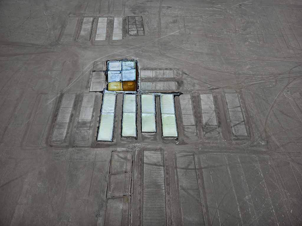 Edward Burtynsky - Salt Pans (2016) Howard Greenberg Gallery 2016