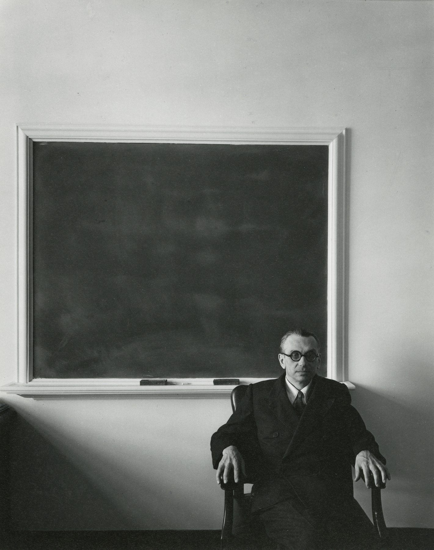 Arnold Newman - Kurt Sodel, 1956 - Howard Greenberg Gallery - 2018