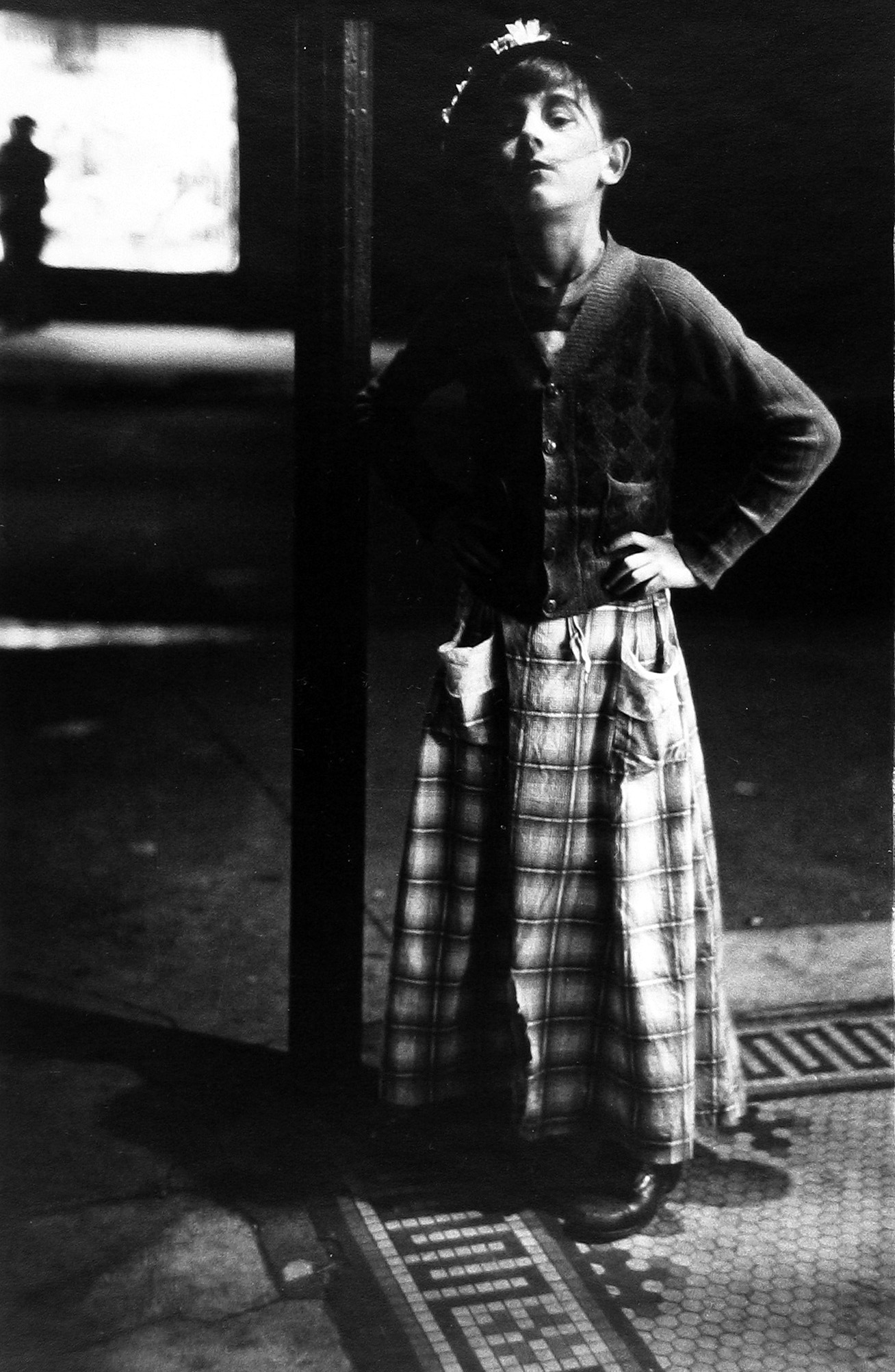 Right of Passage: Youth Culture from Mid-Century 2006 howard greenberg gallery