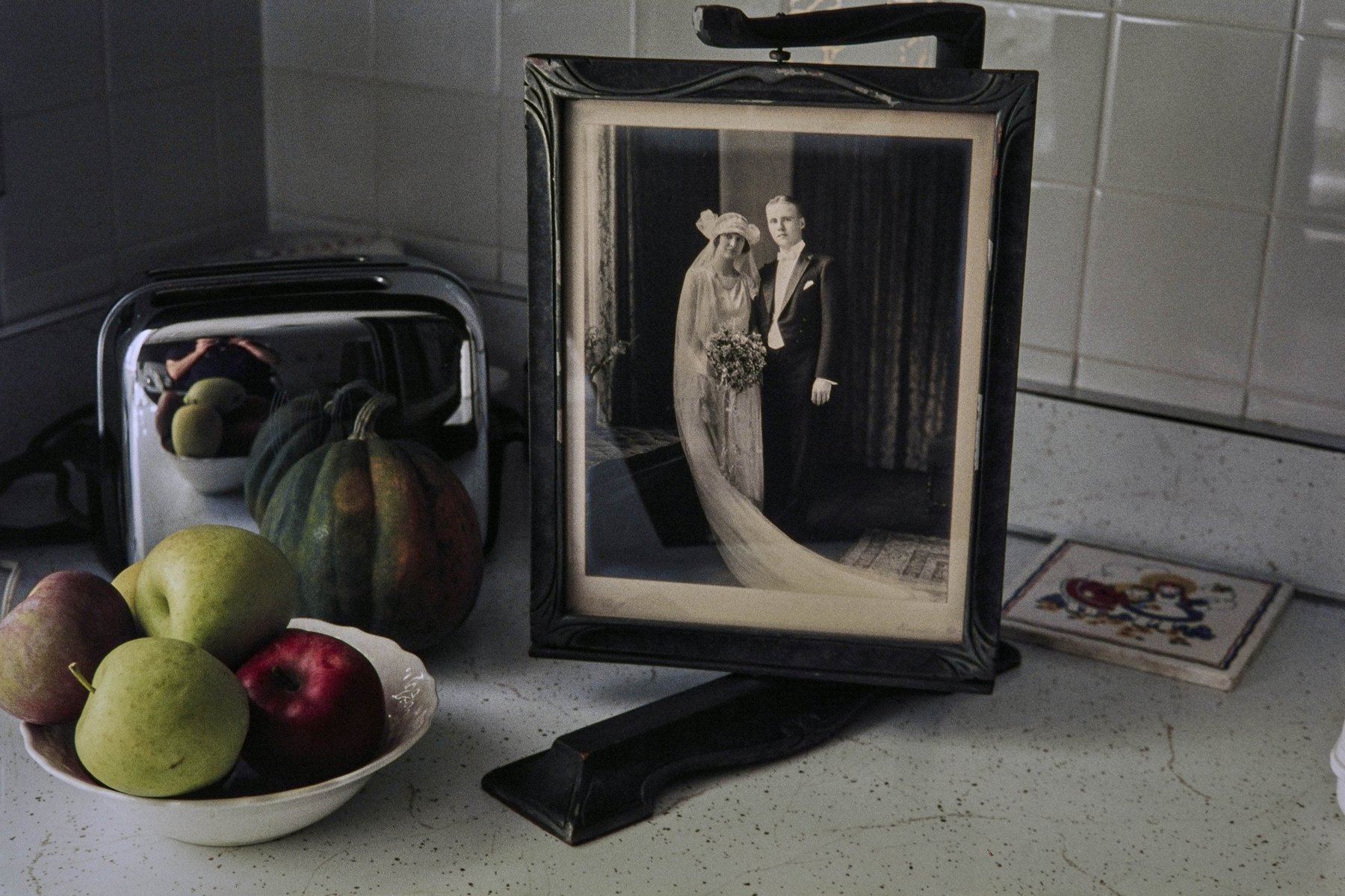 Vivian Maier - Self-portrait, Chicago - Howard Greenberg Gallery - 2018