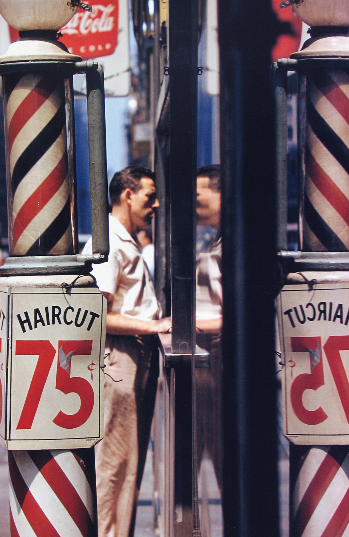 Saul Leiter - Haircut, 1956 - Howard Greenberg Gallery - 2018