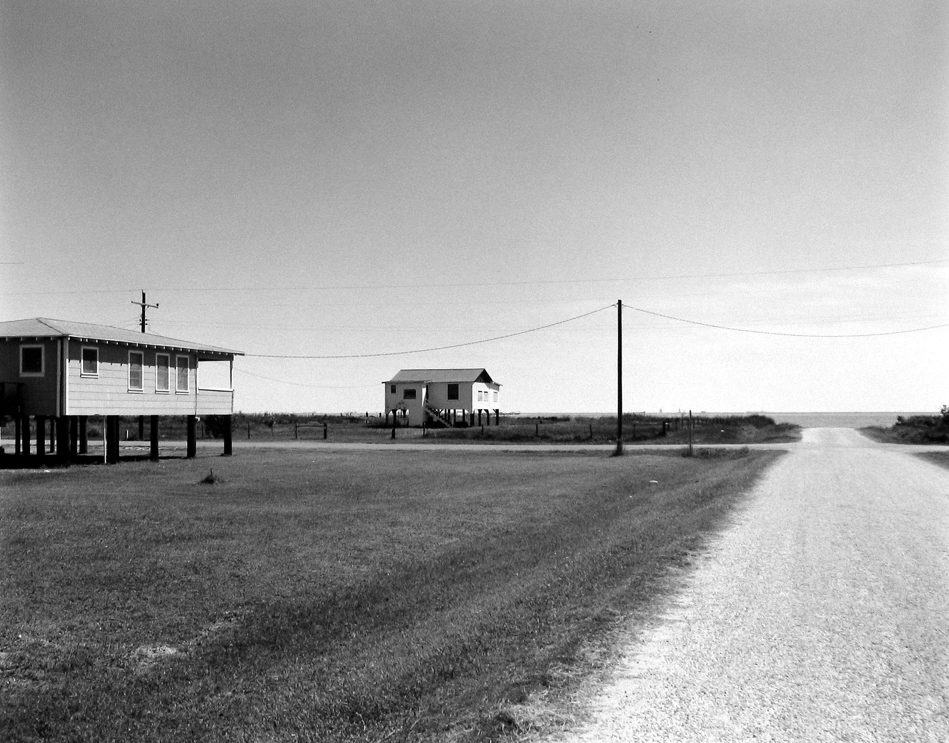 Frank Gohlke: Houses 2008 Howard Greenberg Gallery