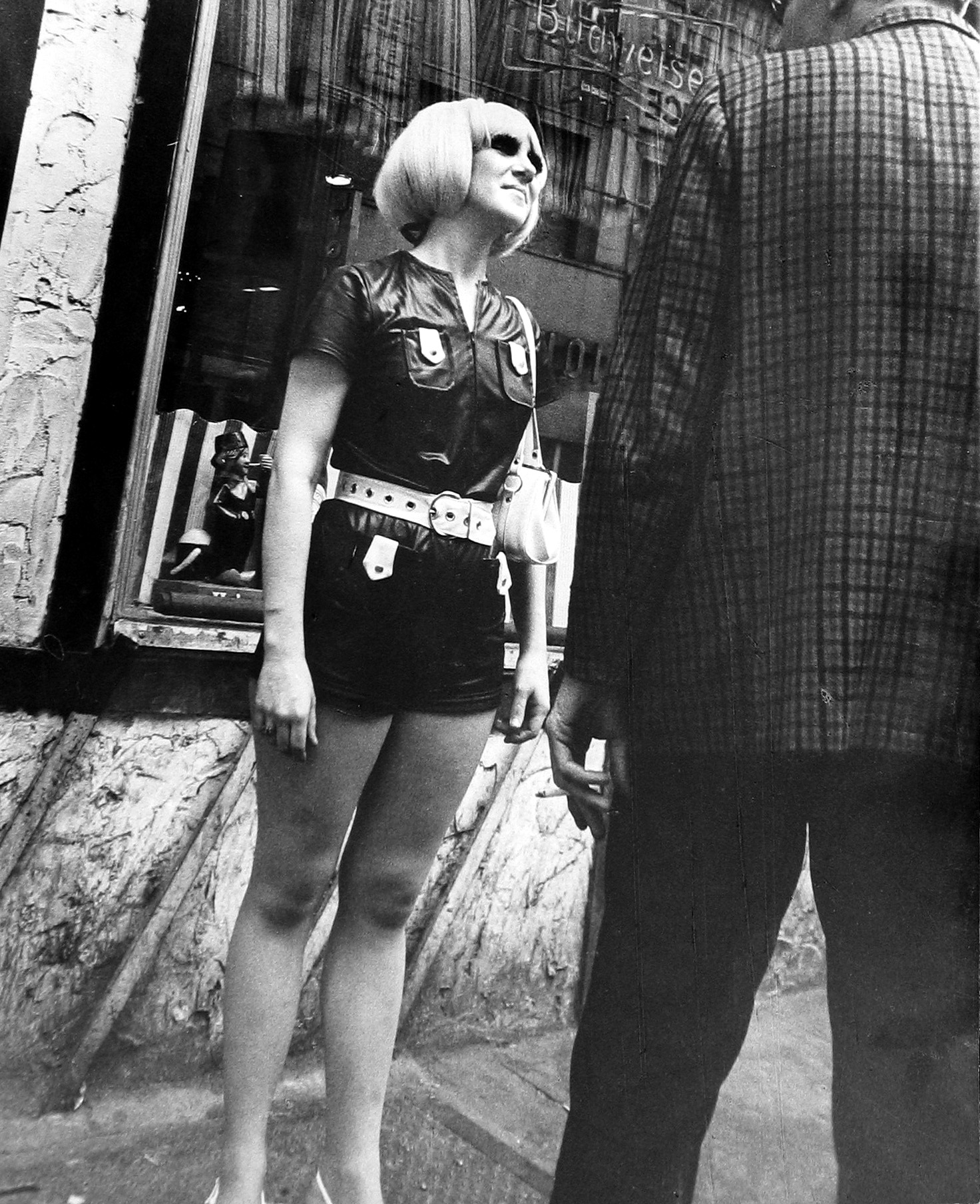 Leon Levinstein: Living in the Edge 2010 Howard Greenberg Gallery