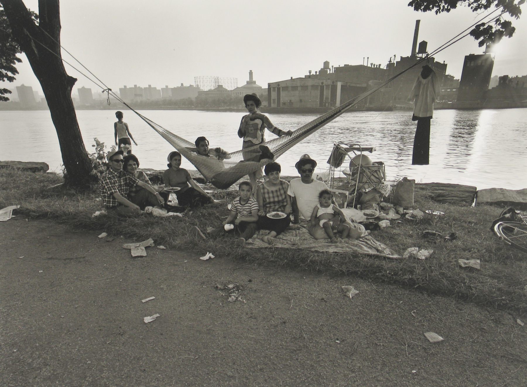 Bruce Davidson: East 100th Street, The 1970 MoMA Show 2009 Howard Greenberg Gallery
