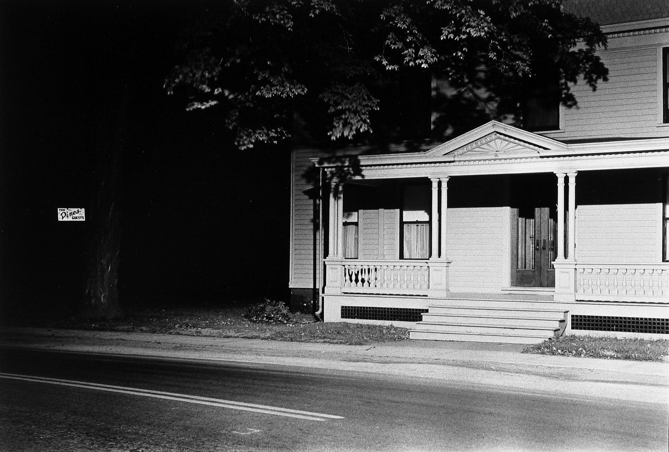 William Gedney: All Facts Eventually Lead to Mysteries - Howard Greenberg Gallery - 2016