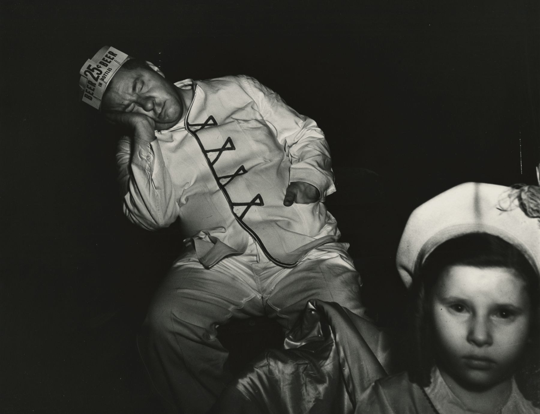 Weegee - Howard Greenberg Gallery - 2017