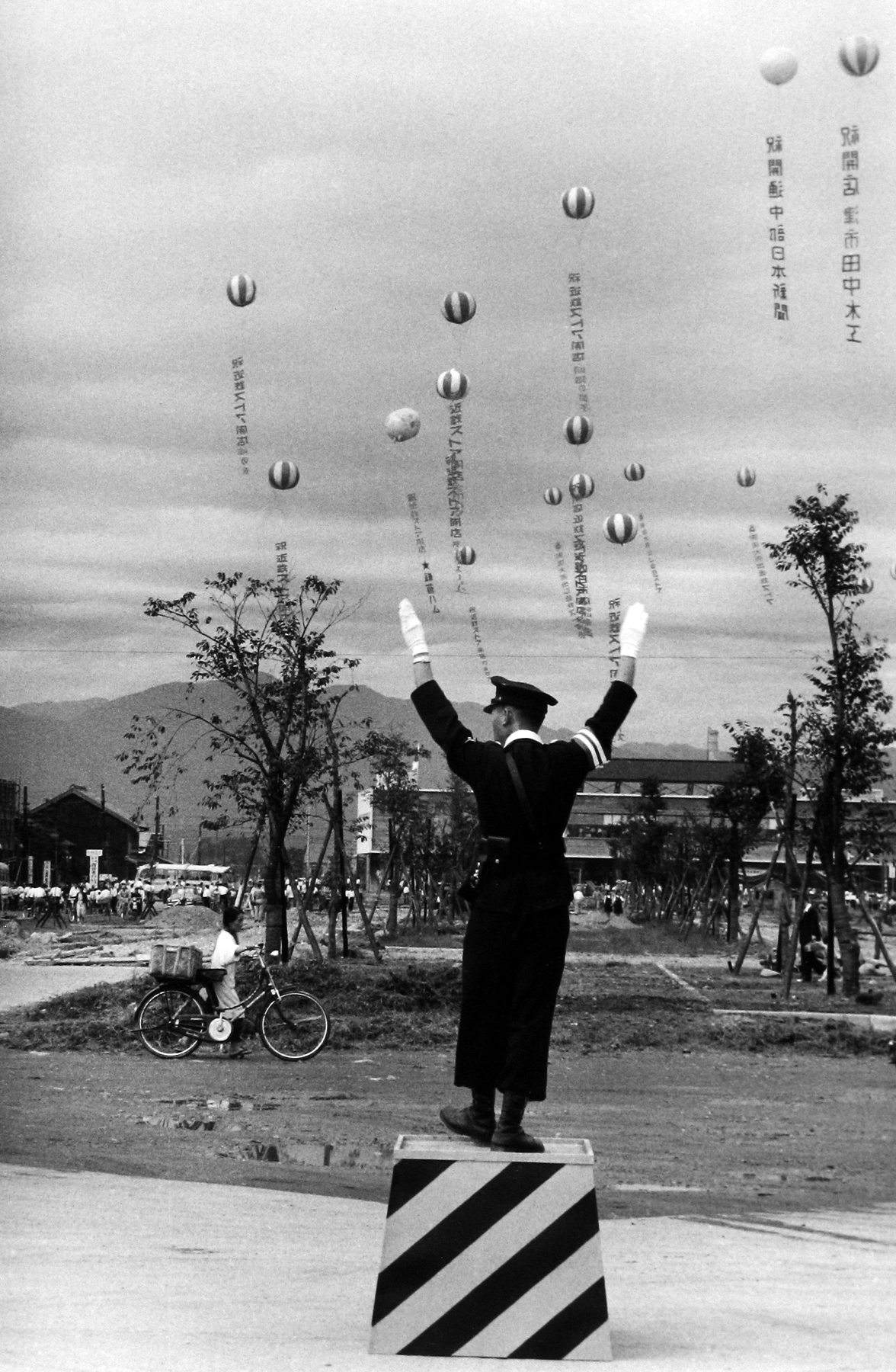 Dennis Stock: Altered States 2009 Howard Greenberg Gallery