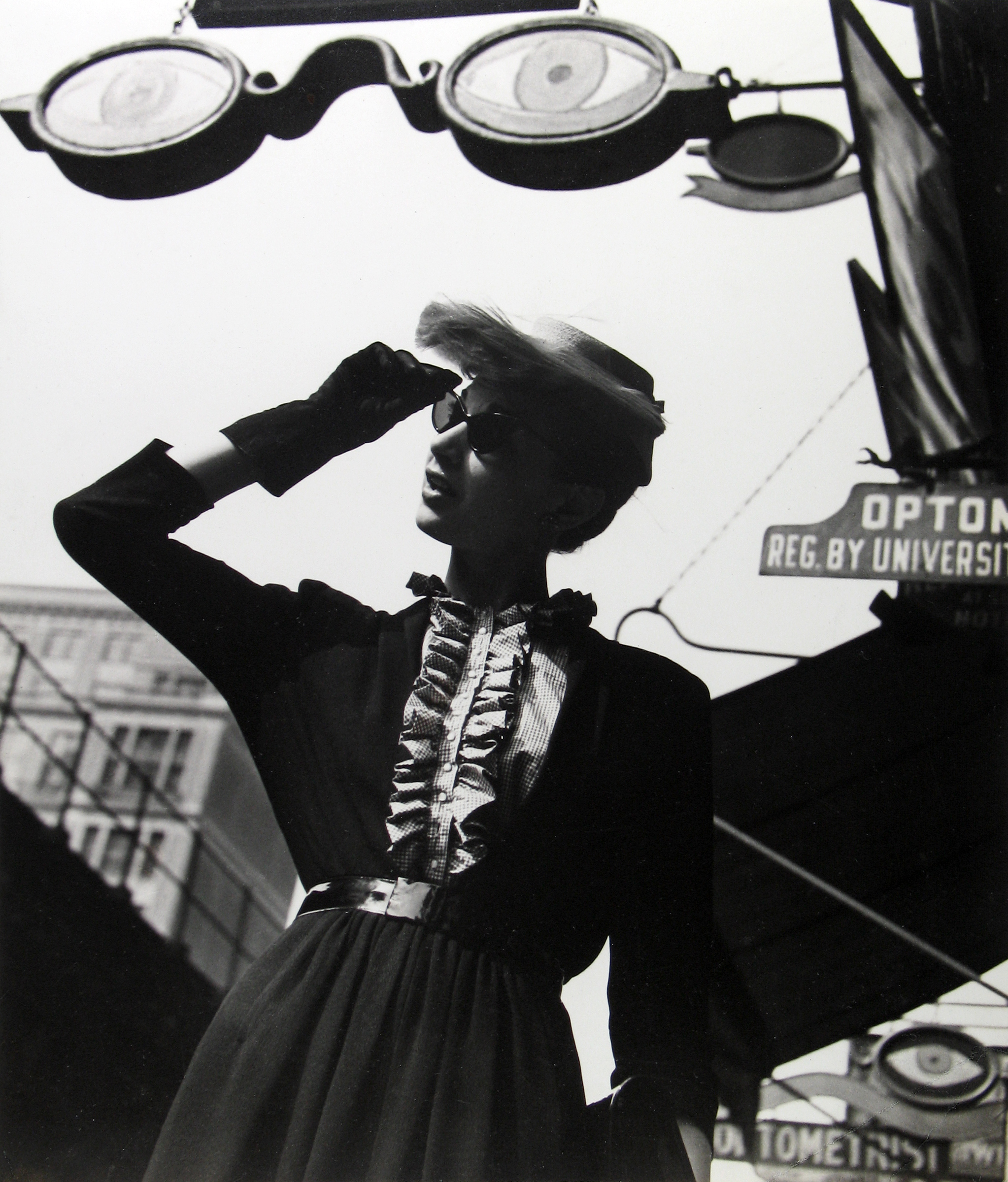 The Heartbeat of Fashion 2010 Howard Greenberg Gallery