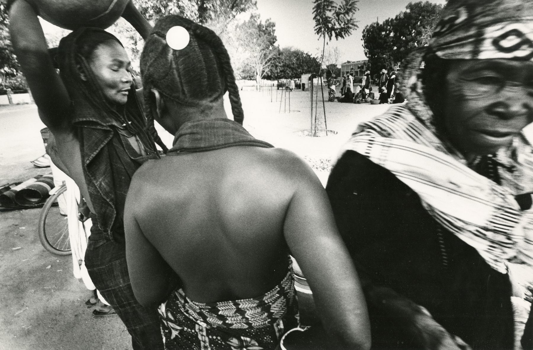 Marché Bamako (Bamako Market), 1963 Gelatin silver print; printed later c.1980 9 7/8 x 14 7/8 inches