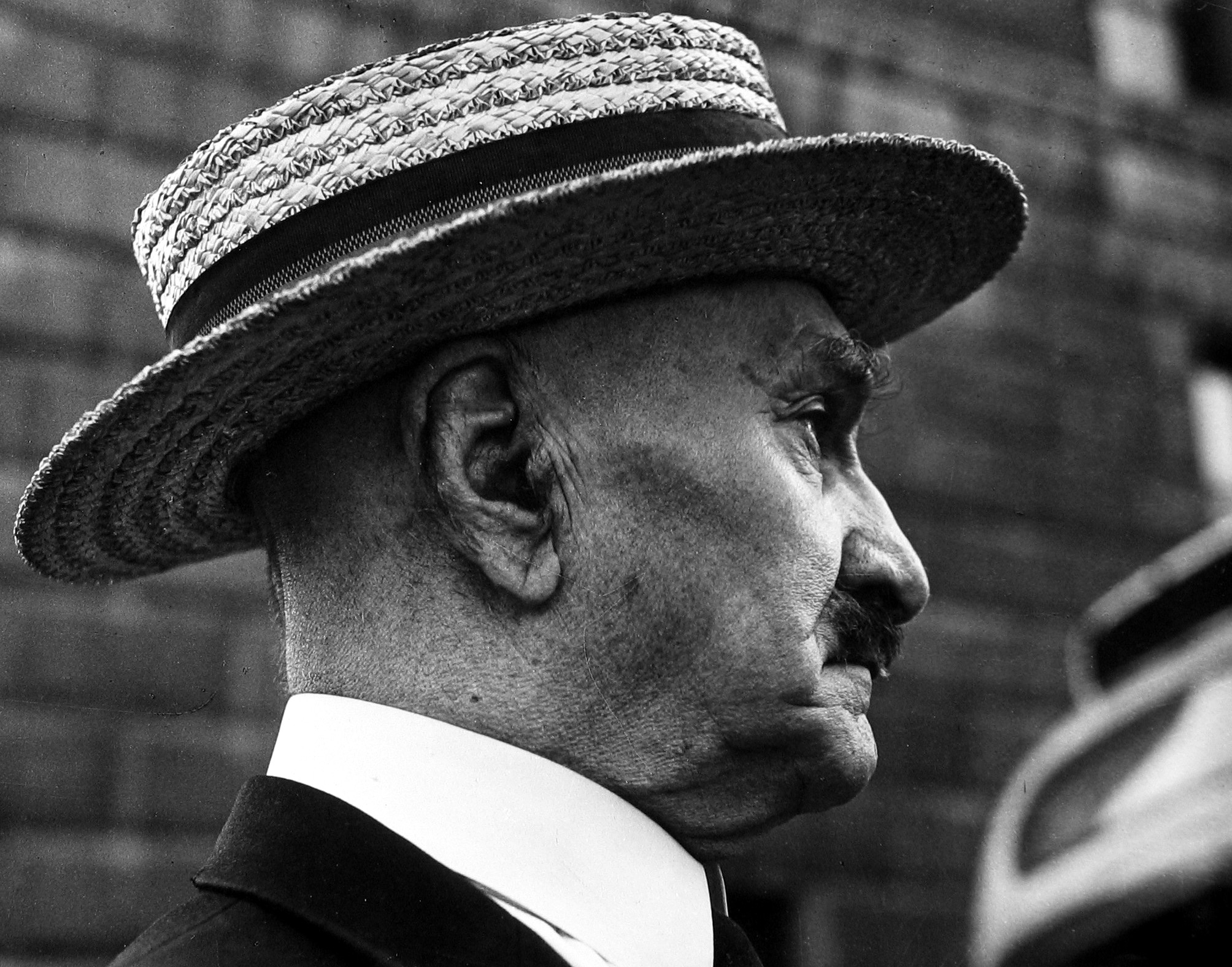 Leon Levinstein: Living in the Edge 2010 Howard Greenberg Gallery