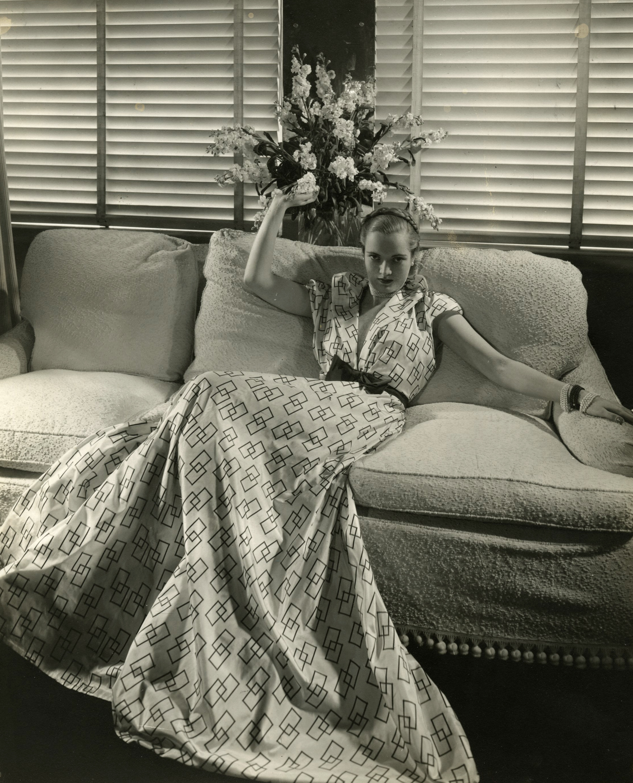 Edward Steichen: Fashion 2009 Howard Greenberg Gallery