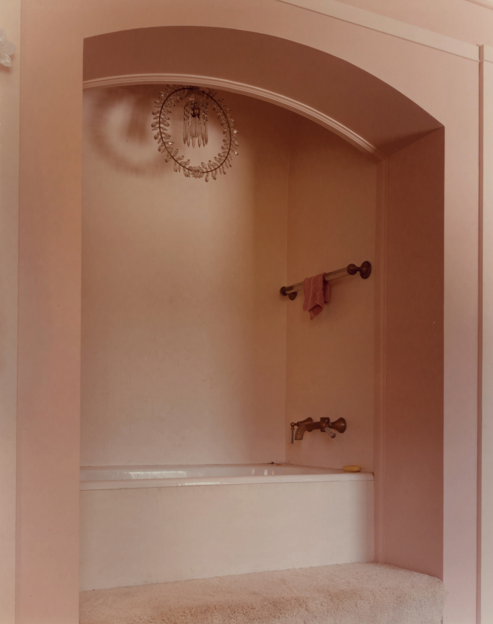 Joel Meyerowitz - 50 Years of Photographs Part II: 1976 - 2012 2012 Howard Greenberg Gallery