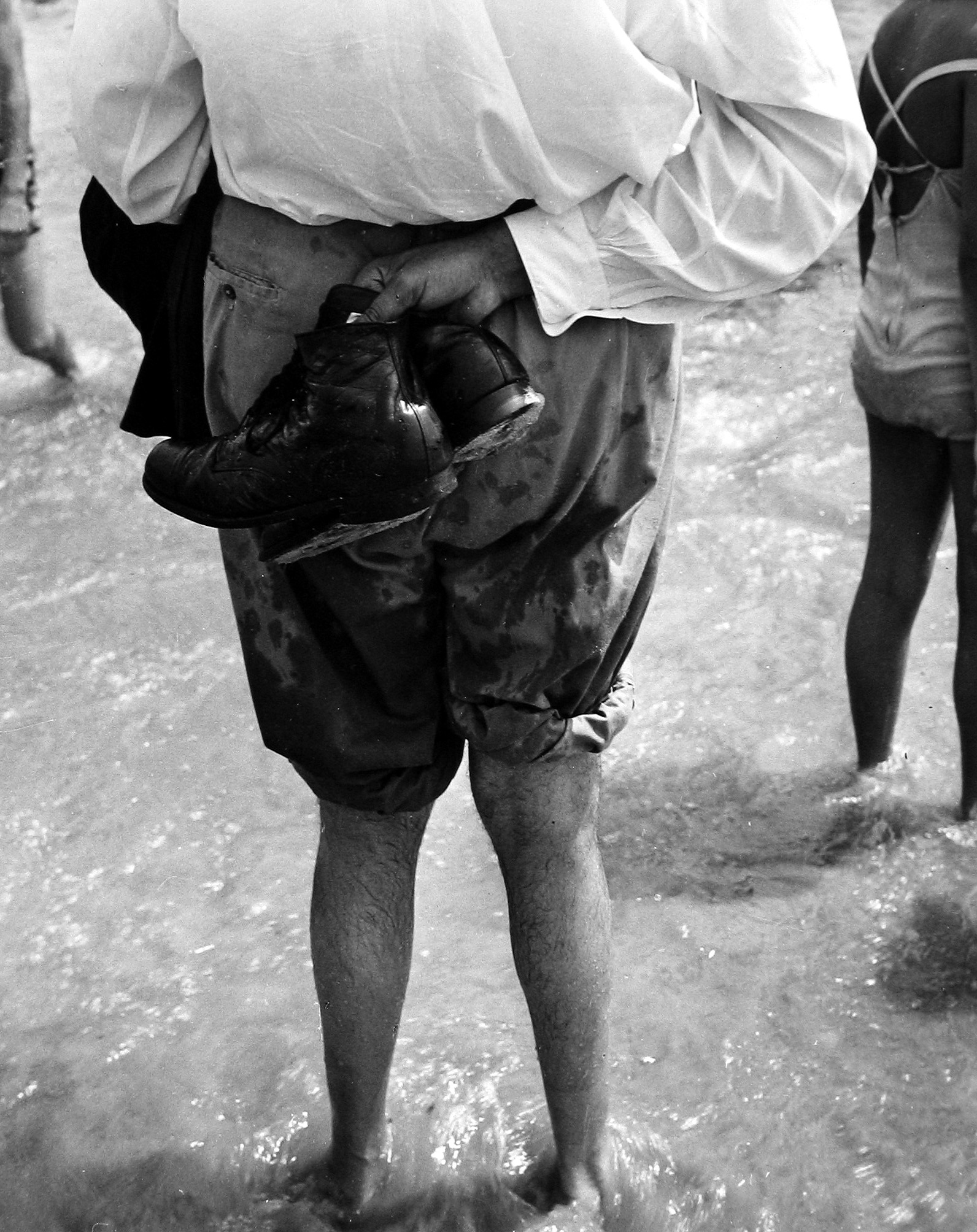 A Cool Breeze - Howard Greenberg Gallery - 2016