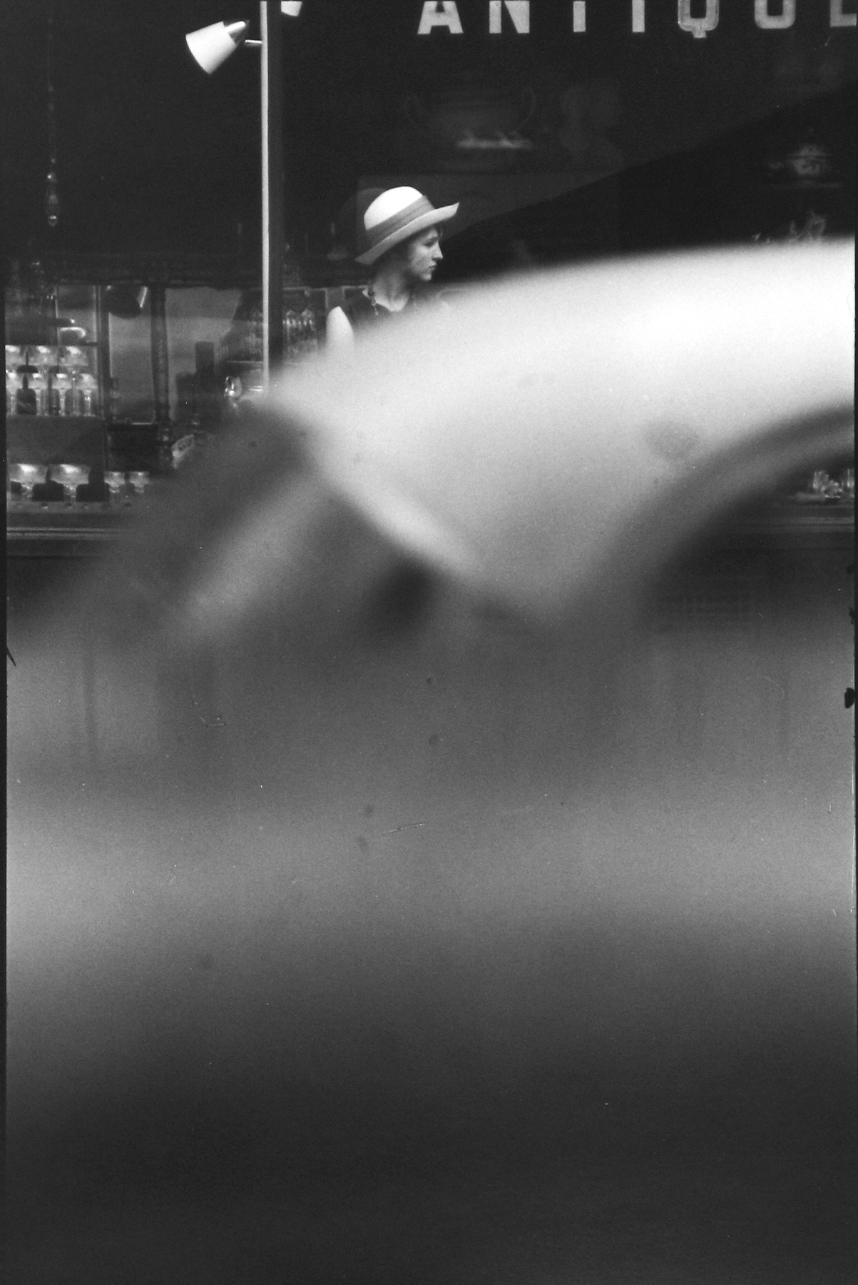 Saul Leiter: Women 2008 Howard Greenberg Gallery