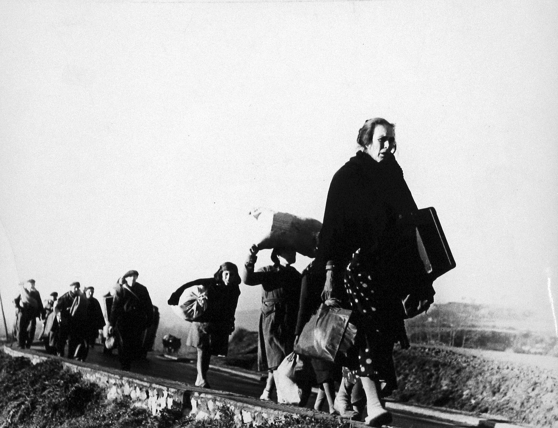 Circa 1947: The Founding of Magnum 2004 Howard Greenberg Gallery Robert Capa