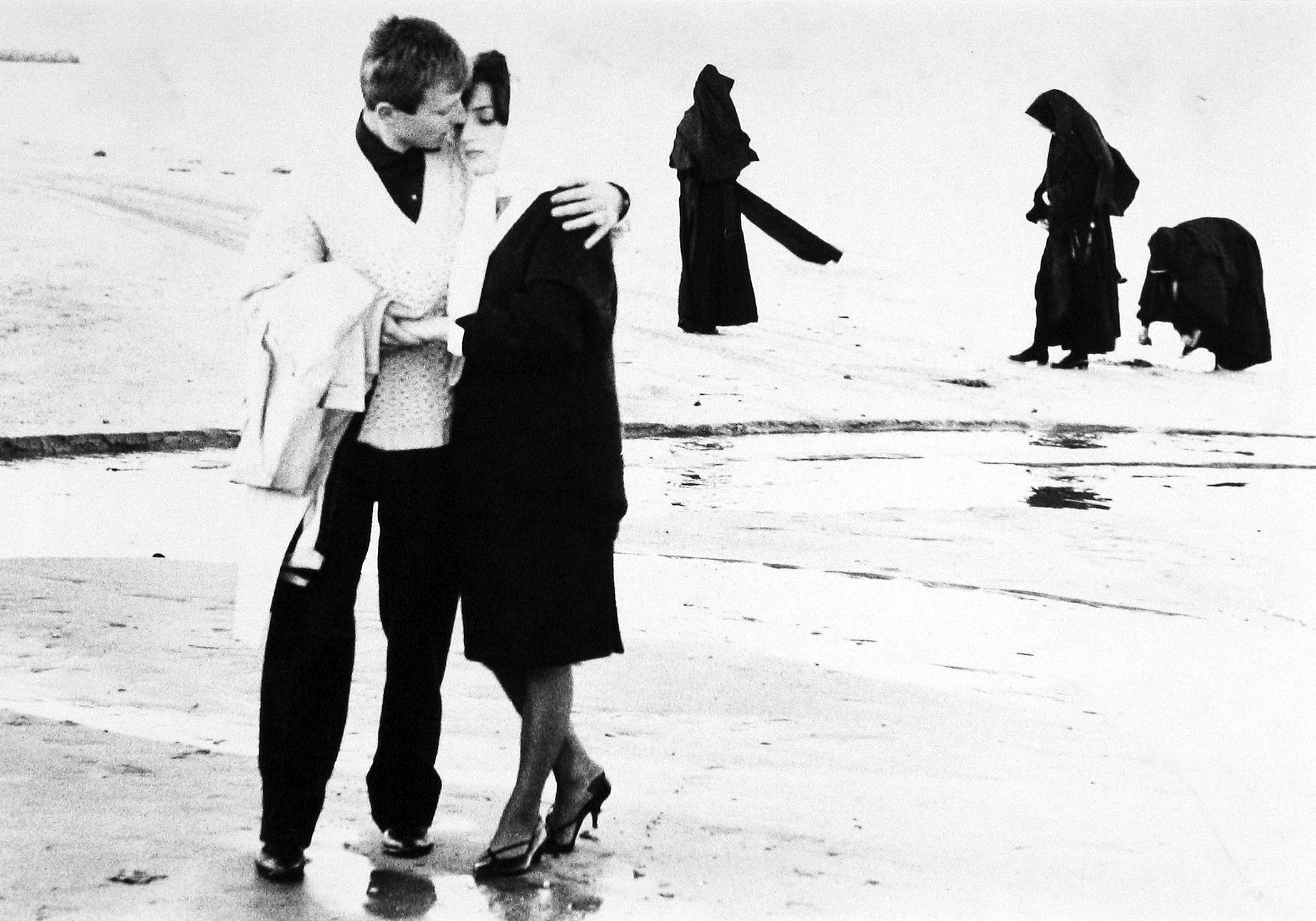 Right of Passage: Youth Culture from Mid-Century 2006 howard greenberg gallery