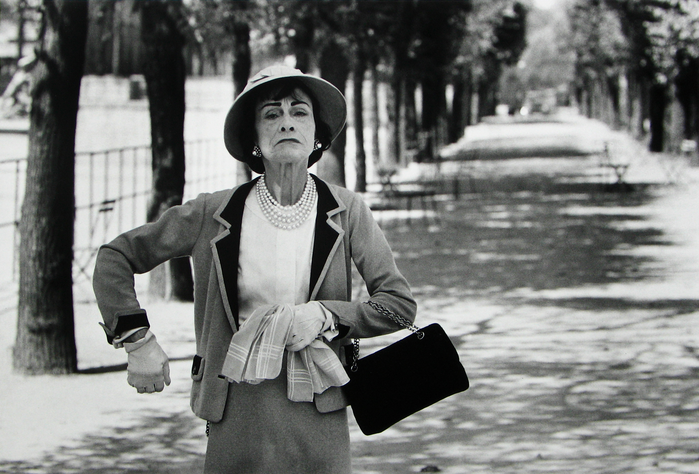 Beyond Words: Photography in the New Yorker 2011 Howard Greenberg Gallery