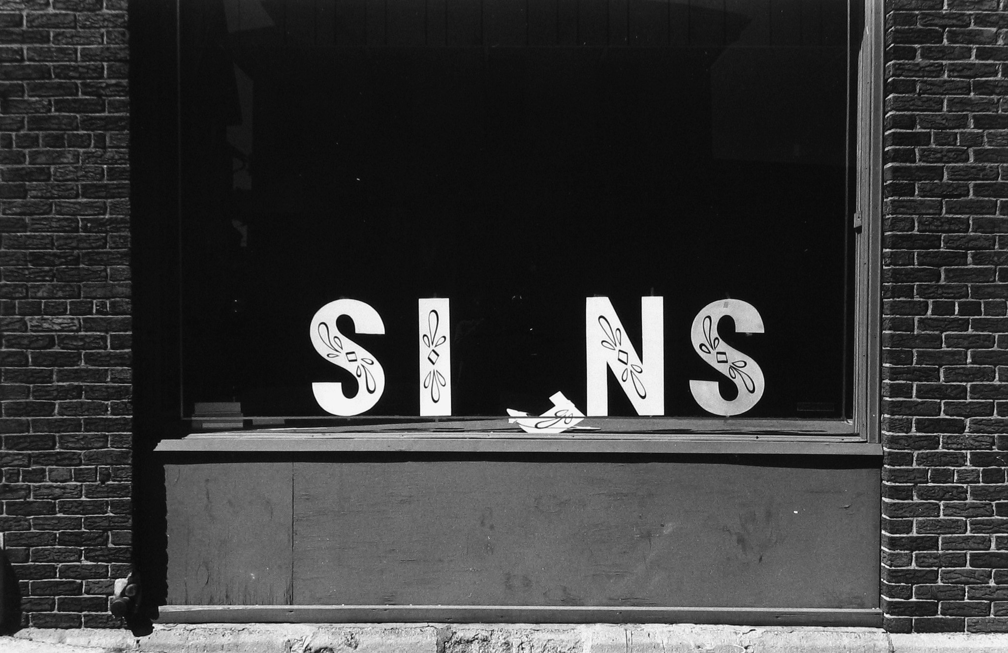 Staff Picks 2012 Howard Greenberg Gallery