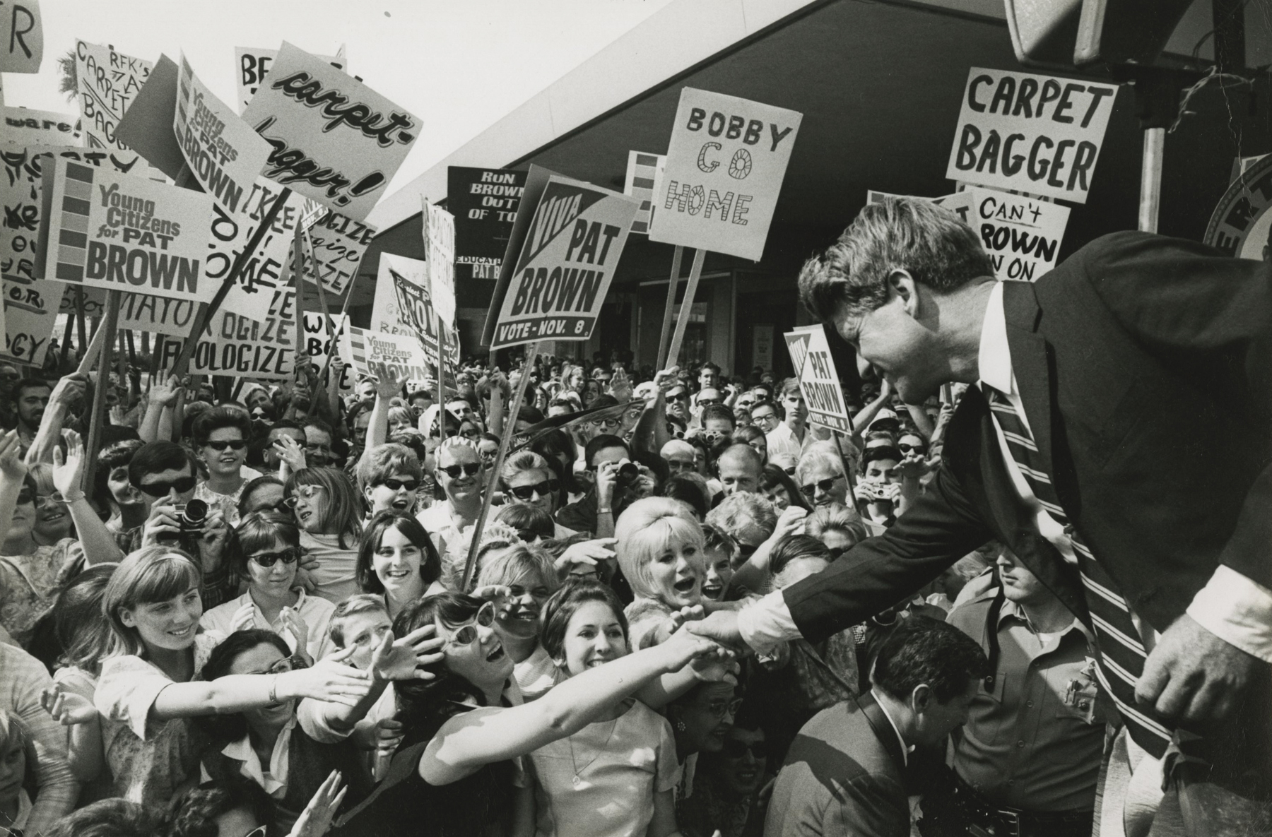 Steve Schapiro: Heroic Times, Howard Greenberg Gallery, 2017